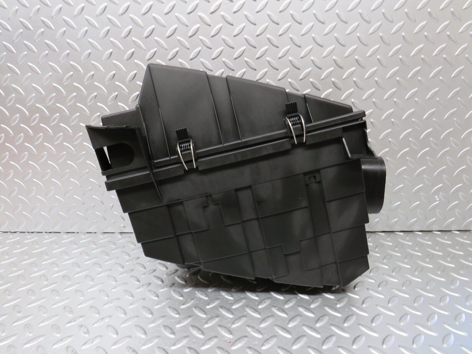 24723 Mercedes-Benz W140 S320 Air Filter Box Housing 1040900401