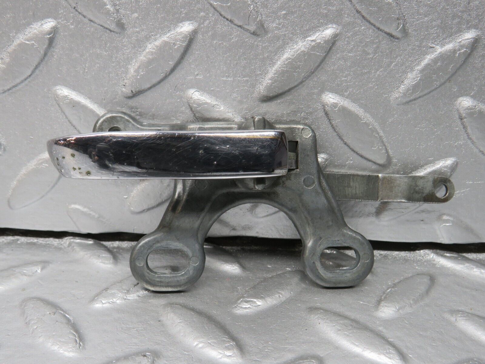 40253 Mercedes-Benz W110 230 Right Interior Door Handle Chrome 1107660419