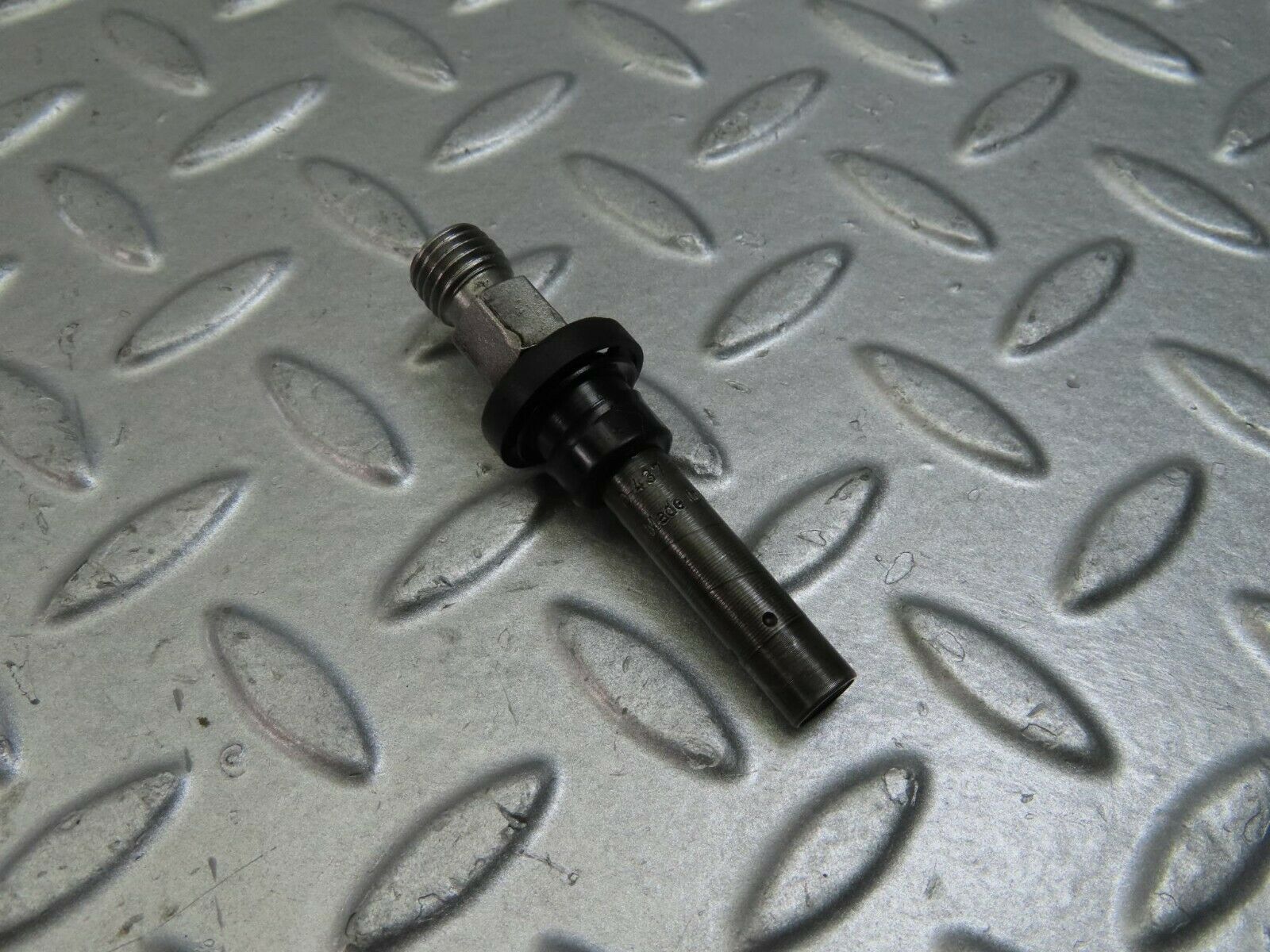 9463 Mercedes-Benz C124 300CE Coupe Fuel Injector Bosch 0437502010