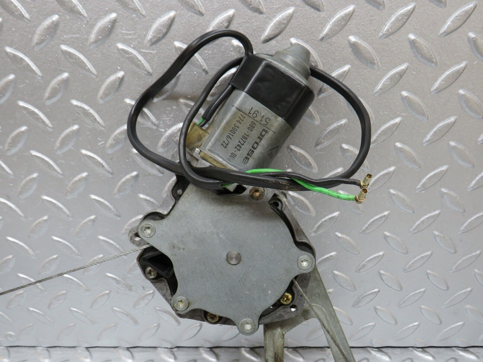 34172 Mercedes-Benz W124 260E Rear Right Power Window Regulator With Motor 774.30016/22