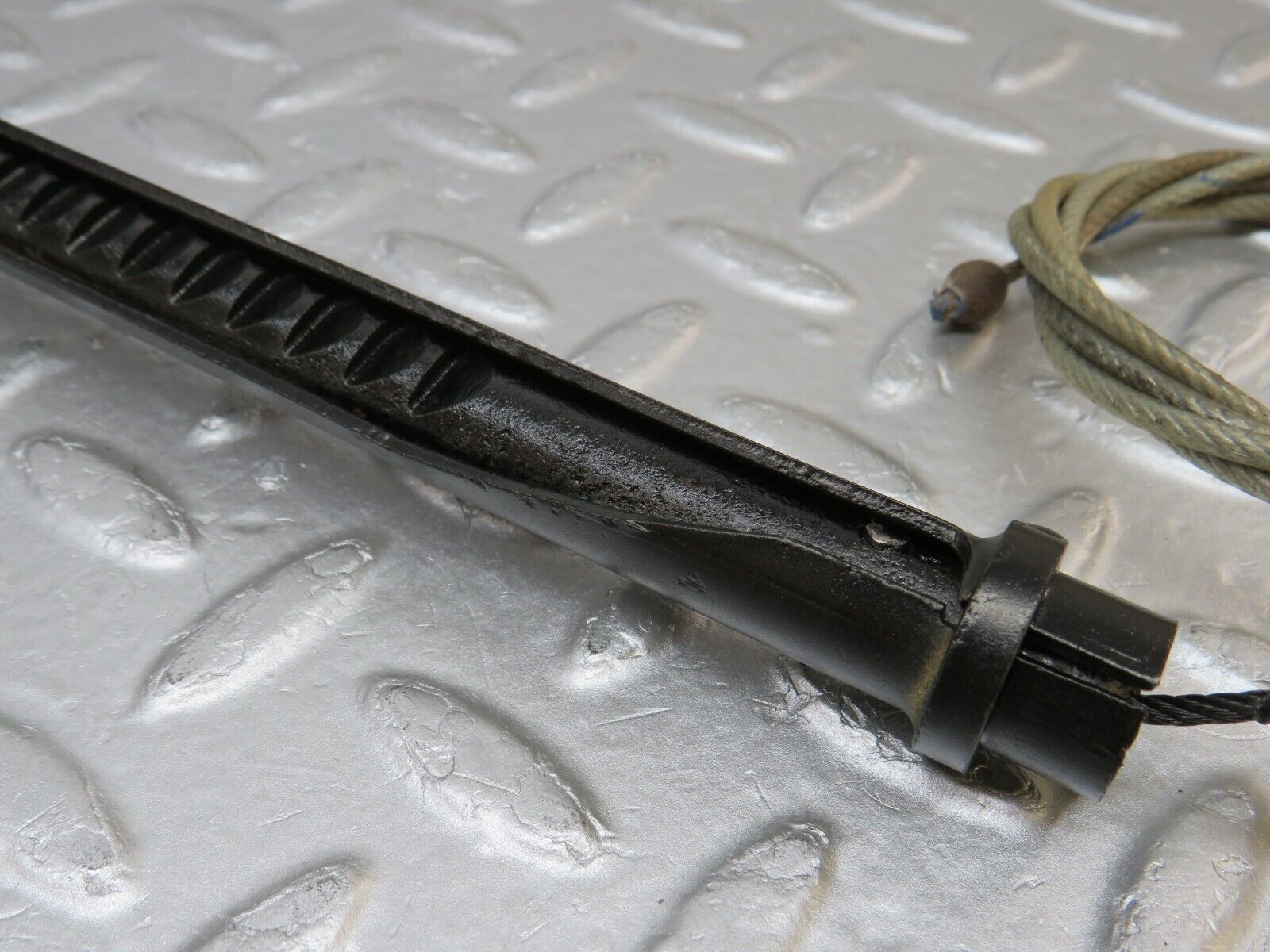 37542 Mercedes-Benz W109 300SEL Handbrake Handle Lever