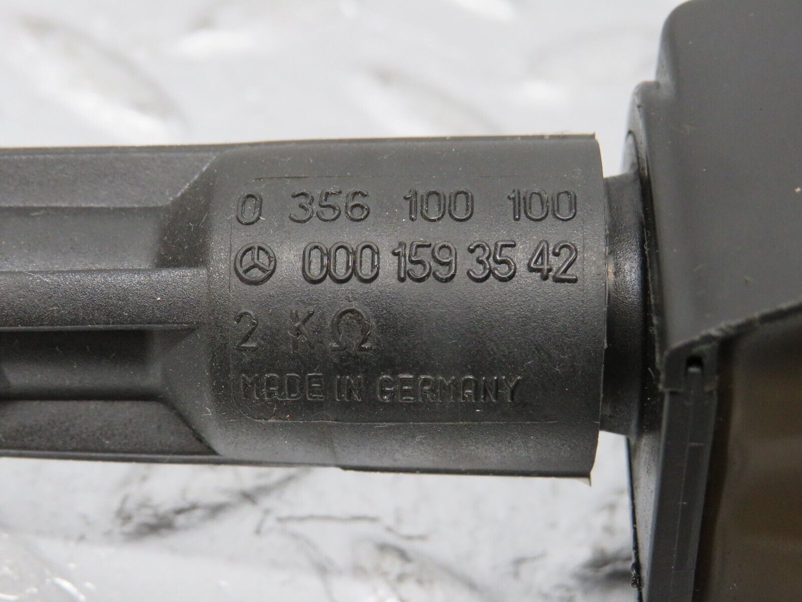 39493 Mercedes-Benz R129 320SL Coupe Ignition Coil 0001587003 0221506444 0001593542