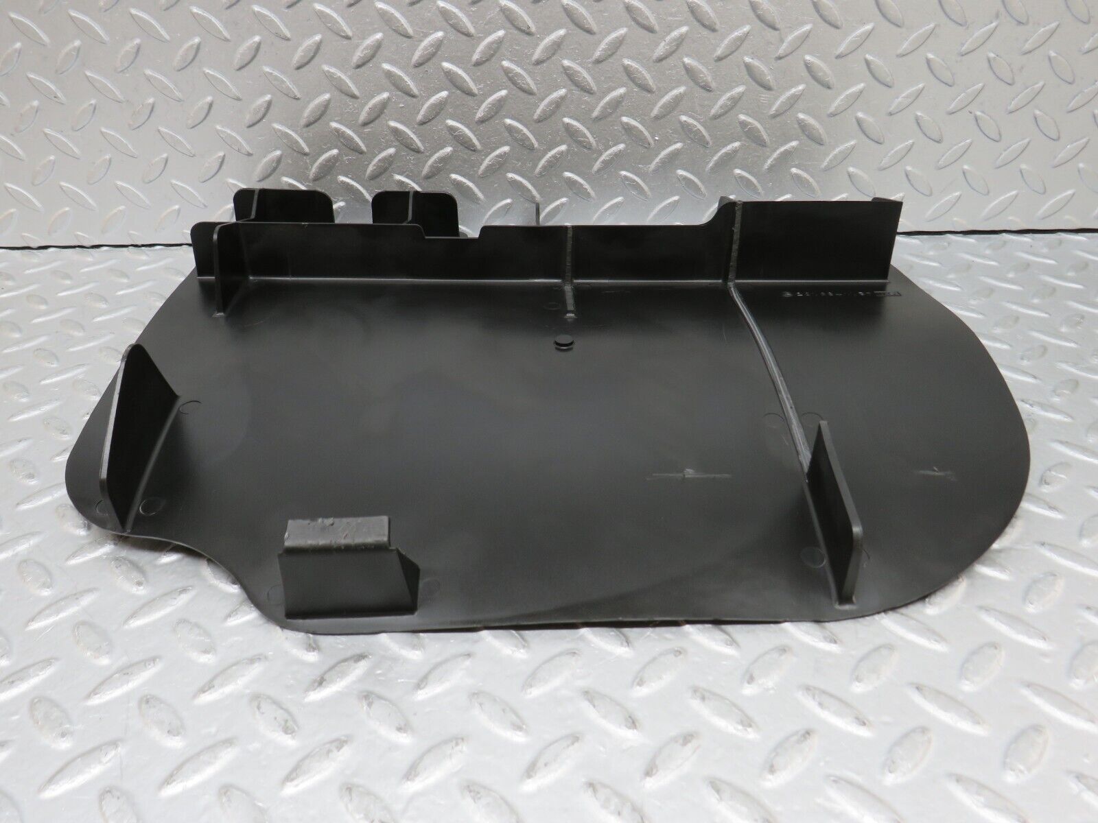 36453 Mercedes-Benz W201 190E 2.0L Front Left Floor Cable Channel Cover 2016841137