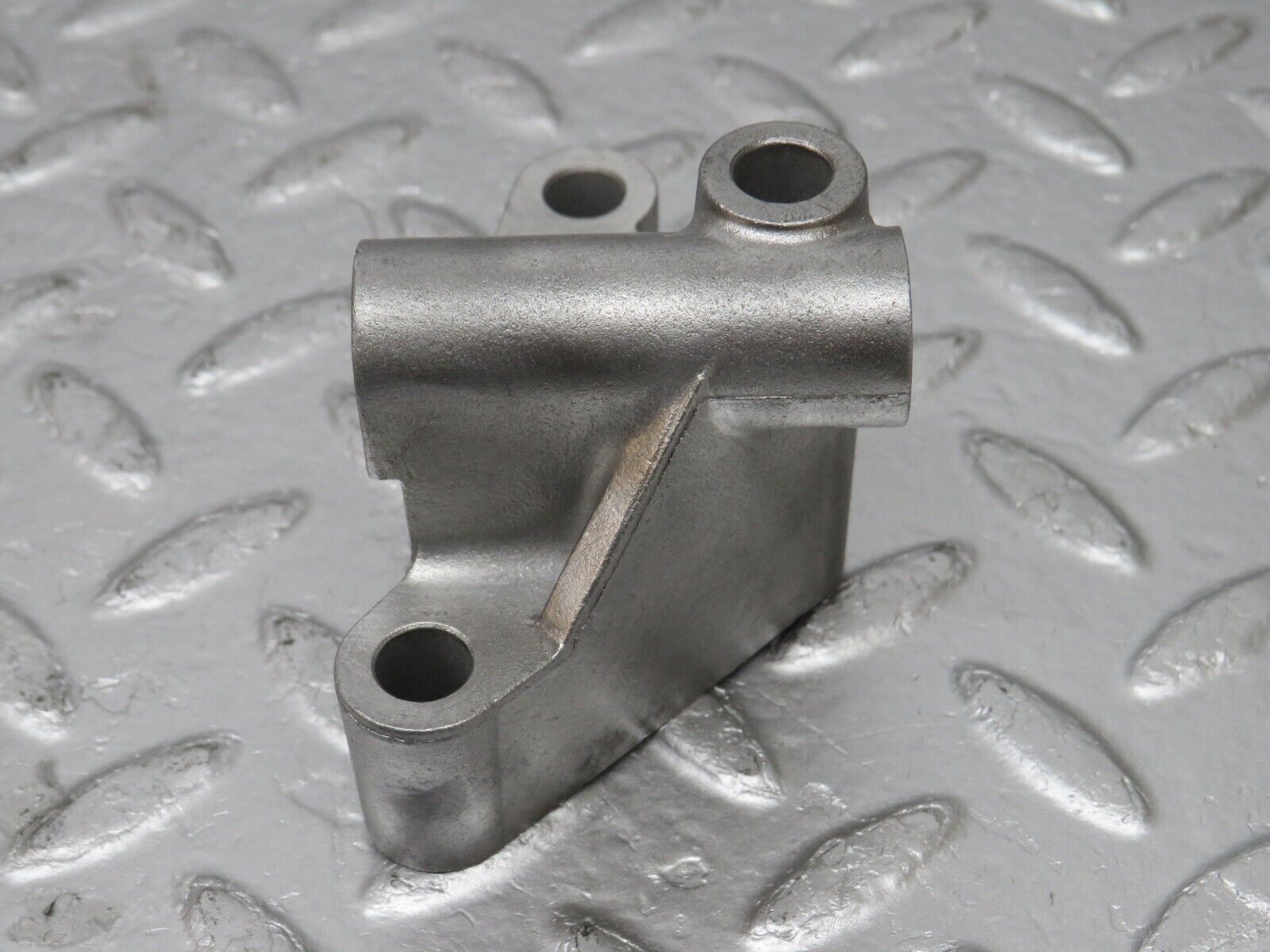 33738 Mercedes-Benz W201 190E 2.0L Alternator Generator Support 1021550835