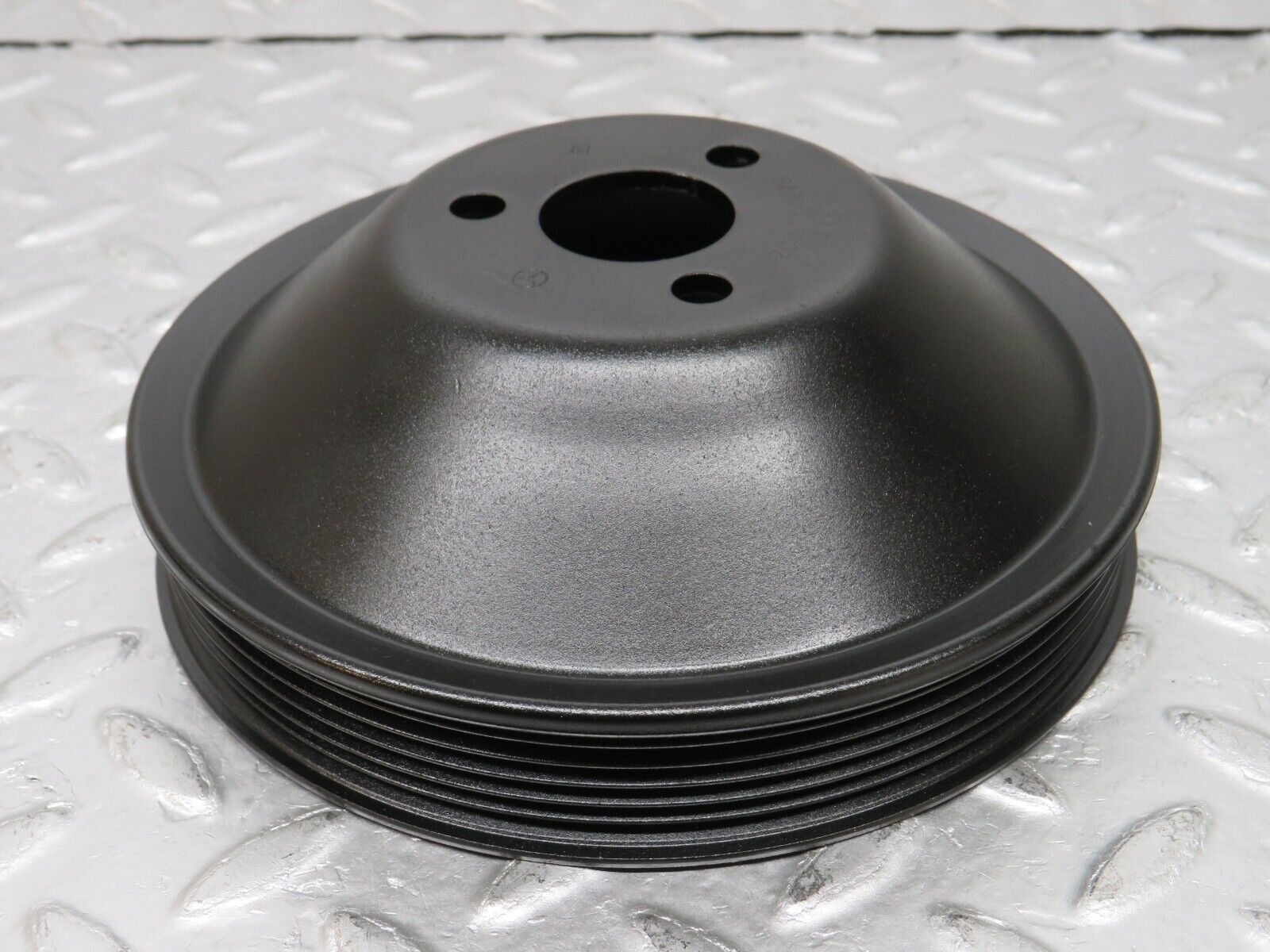 33755 Mercedes-Benz W201 190E 2.0L Power Steering Pump Pulley 2014600479