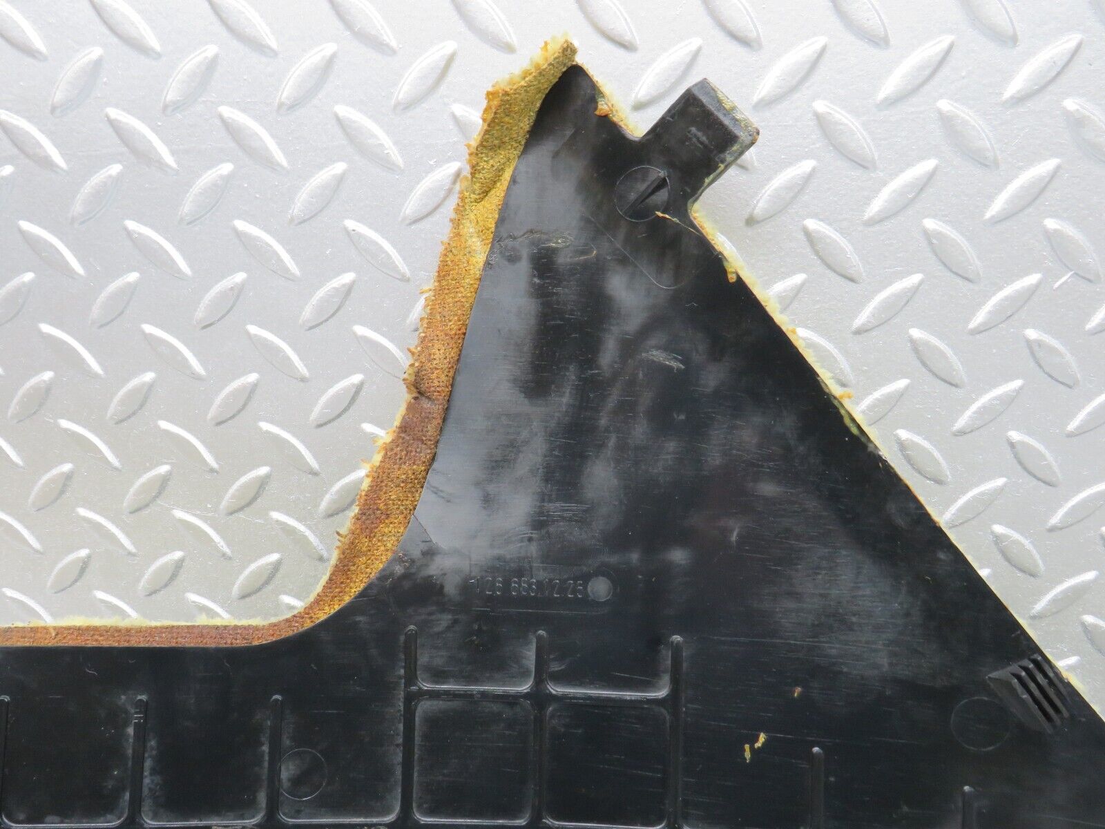 34383 Mercedes-Benz C126 380SEC Coupe Centre Console Carpet Right 1266831225