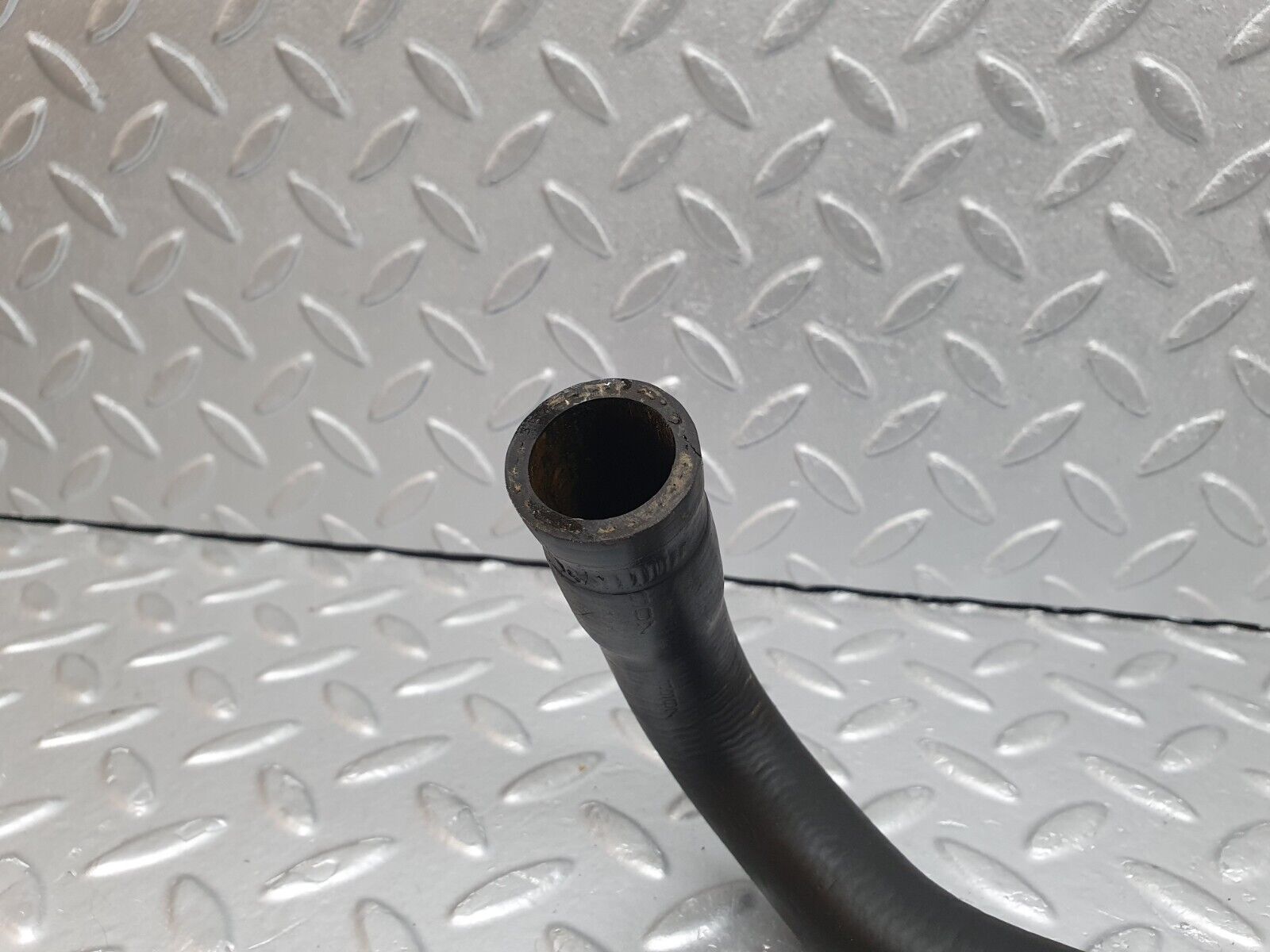 41173 Mercedes-Benz W126 300SE Heater Hose Pipe 12650113082