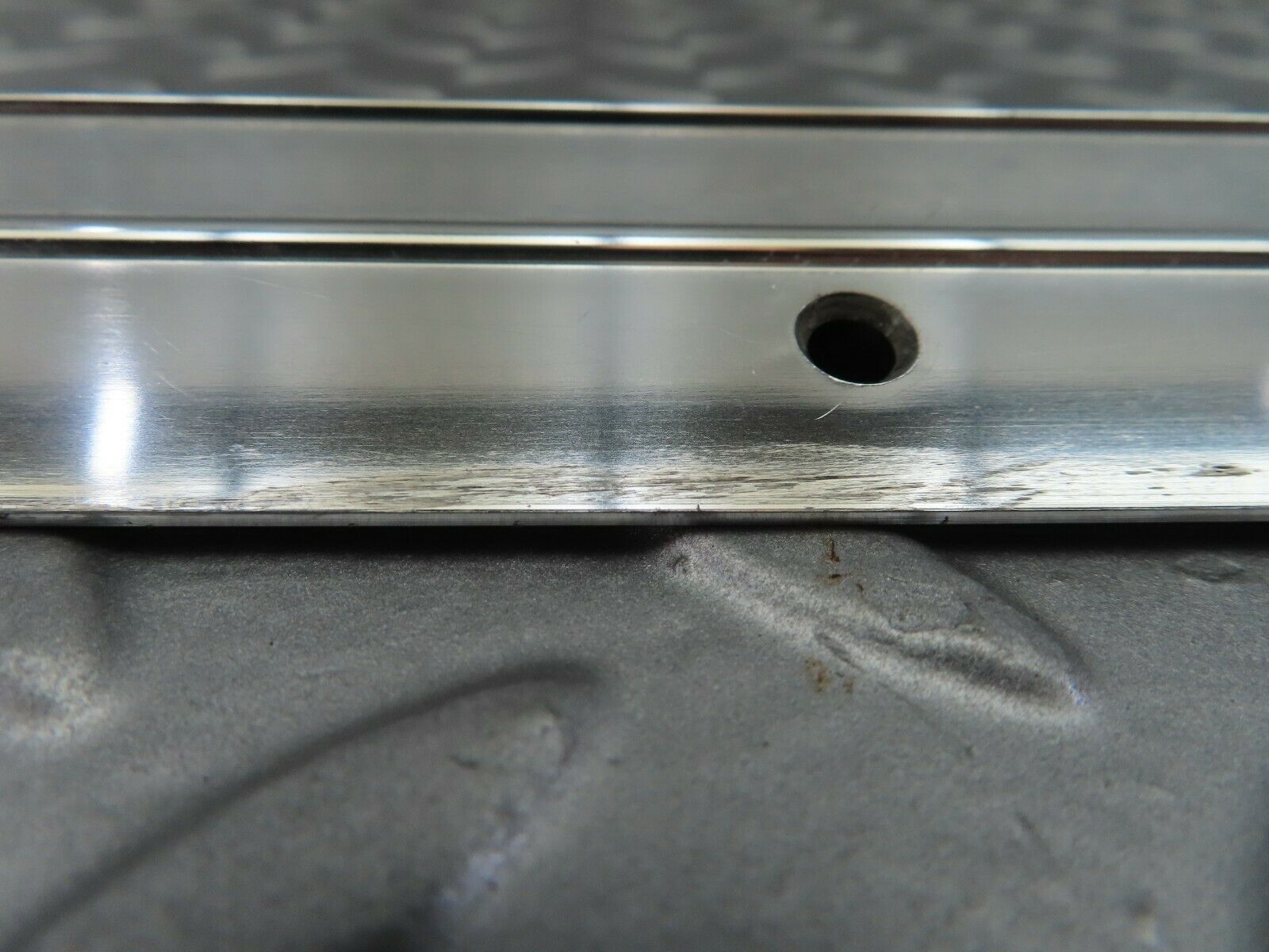 7438 Mercedes-Benz W116 450SE Roof Chrome Moulding Right Side