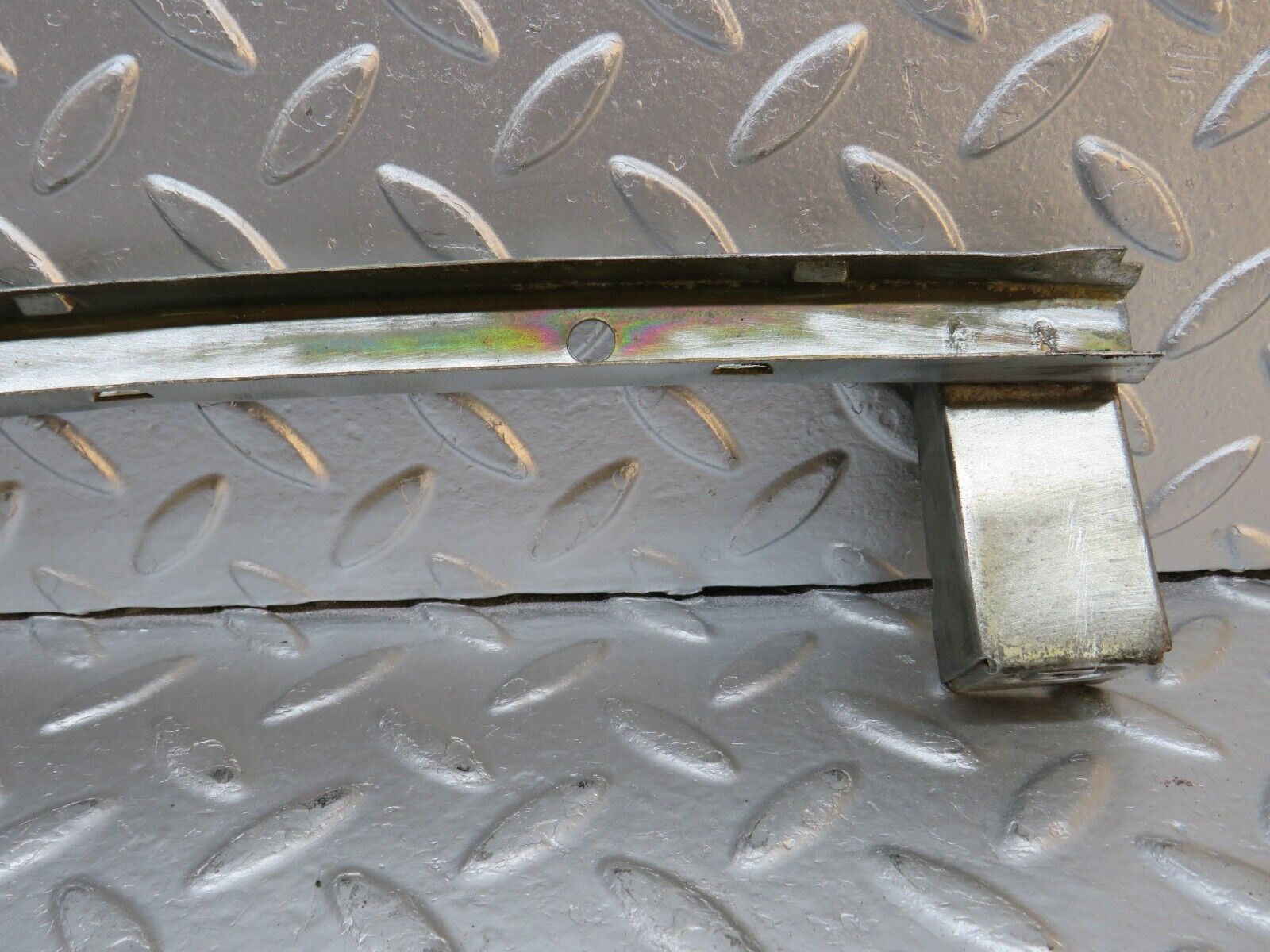 30994 Mercedes-Benz W123 200D Rear Left Door Window Channel