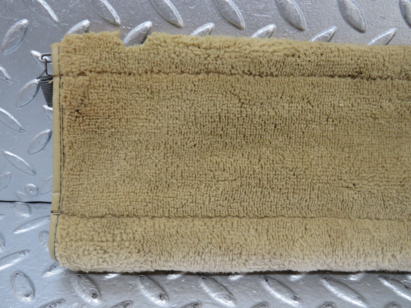 34450 Mercedes-Benz C126 380SEC Front Right Seat Under Cover Beige