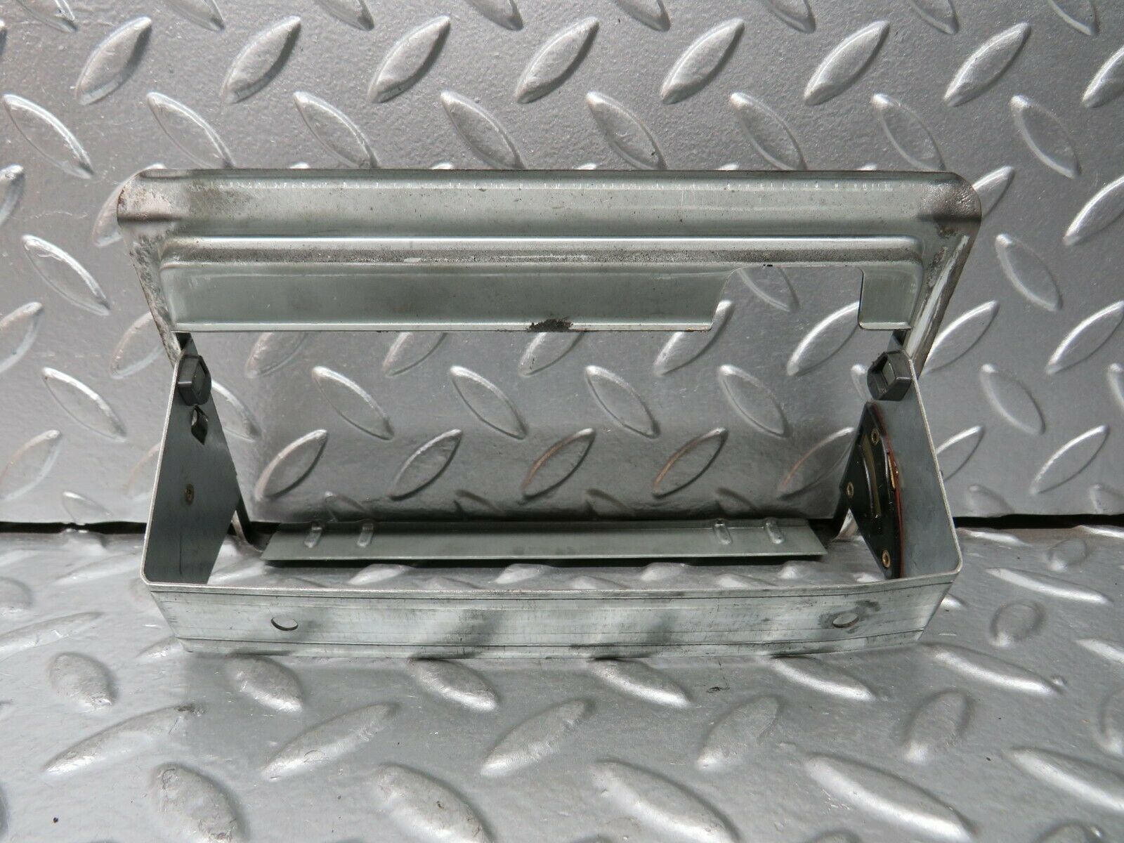 23513 Mercedes-Benz W114 280E Centre Console Ashtray Frame