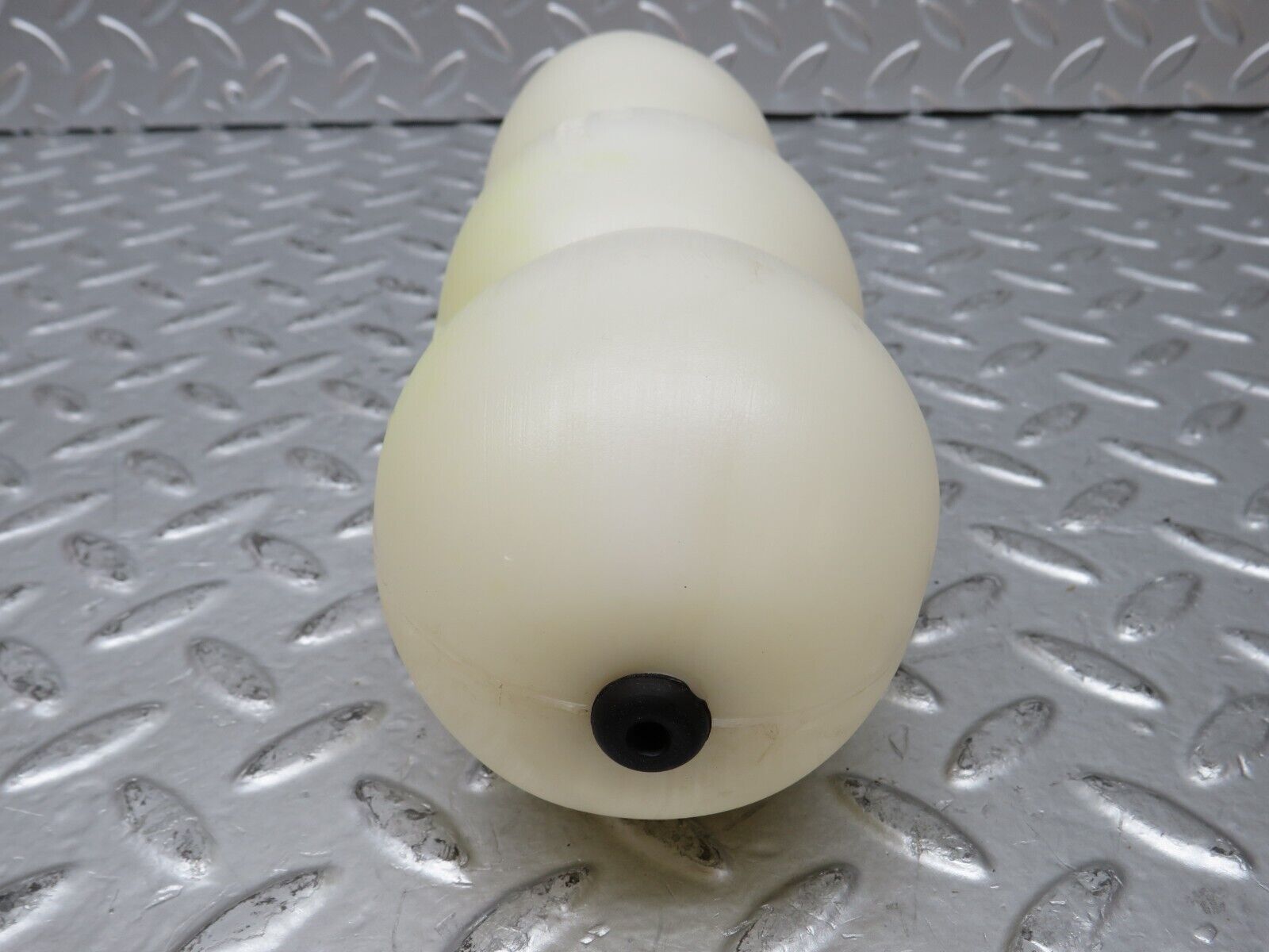 26195 Mercedes-Benz W116 450SE Vacuum Reservoir Tank 1238000319