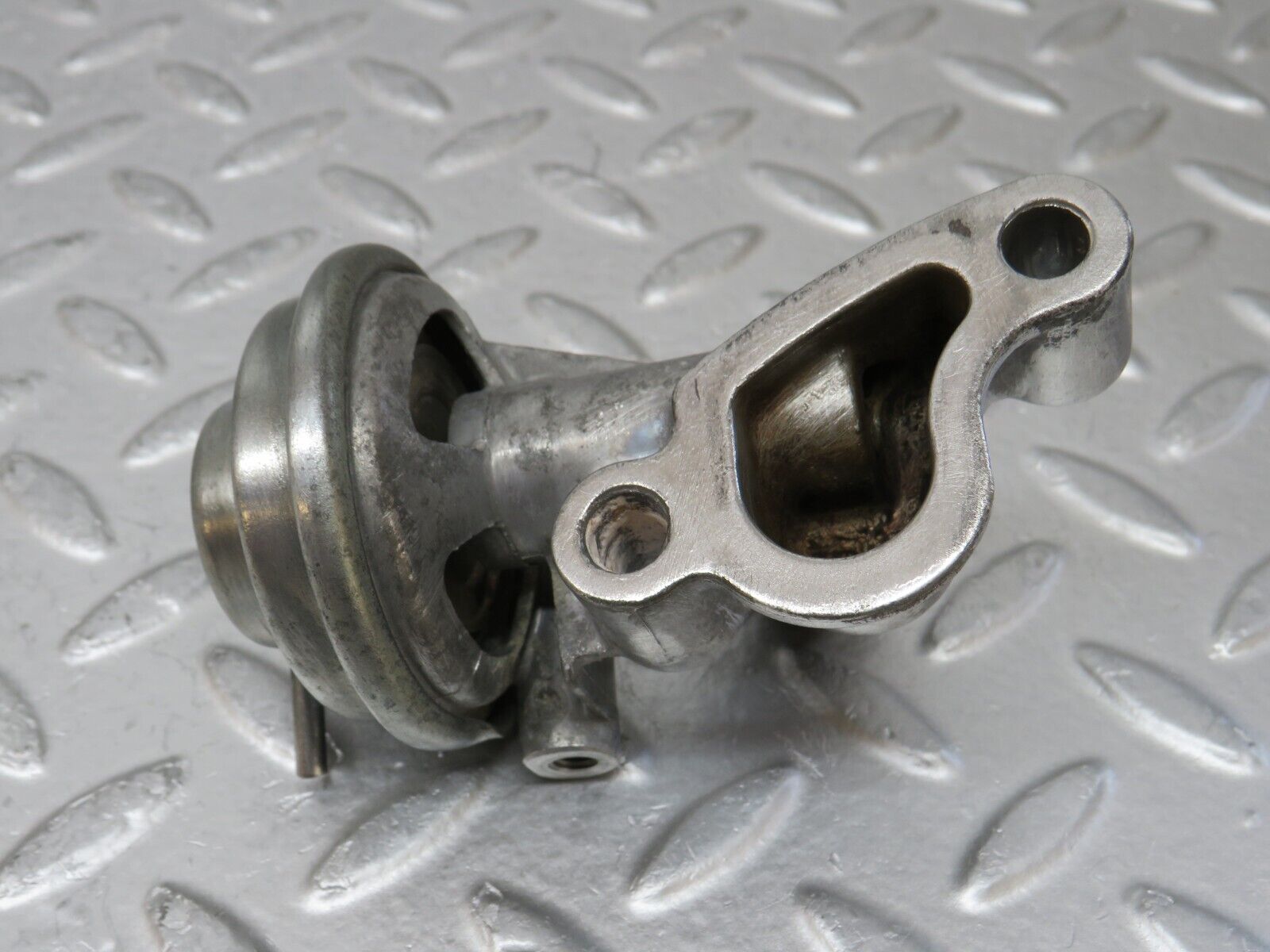 34943 Mercedes-Benz W210 320E Exhaust Gas Recirculation Valve EGR 1121400060