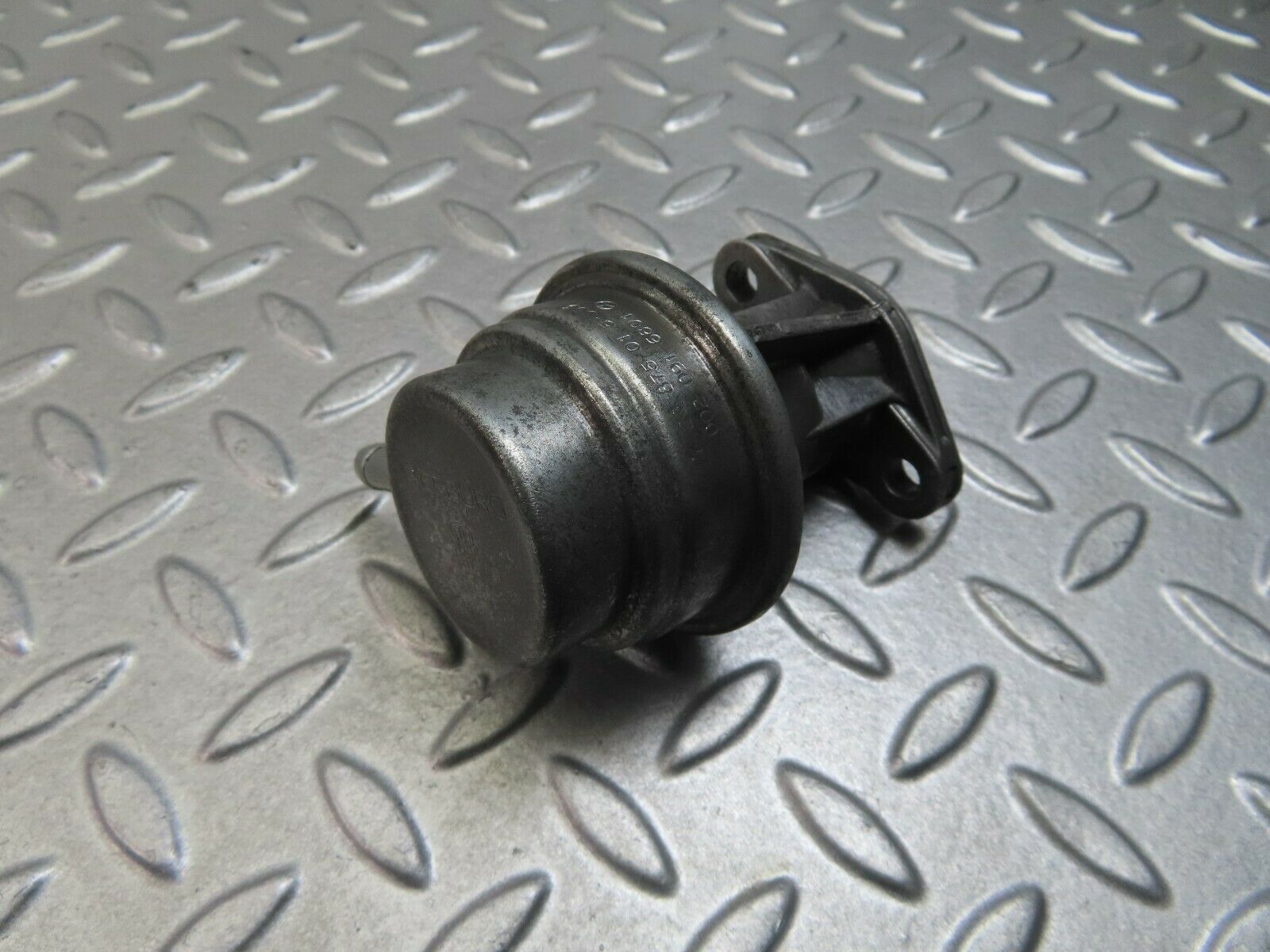 8828 Mercedes-Benz W124 Fuel Pump 0020916801