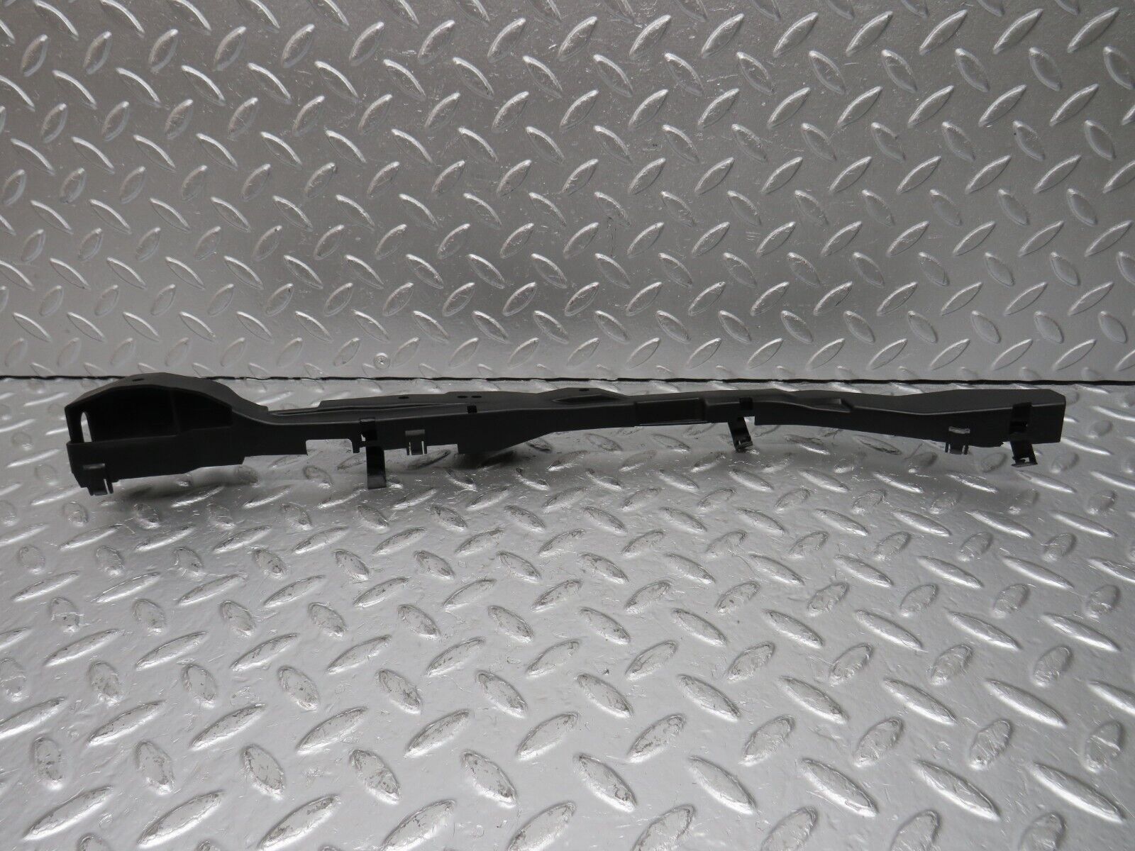 33298 Mercedes-Benz W202 C180 Front Panel Plastic Cover Trim 2026280407