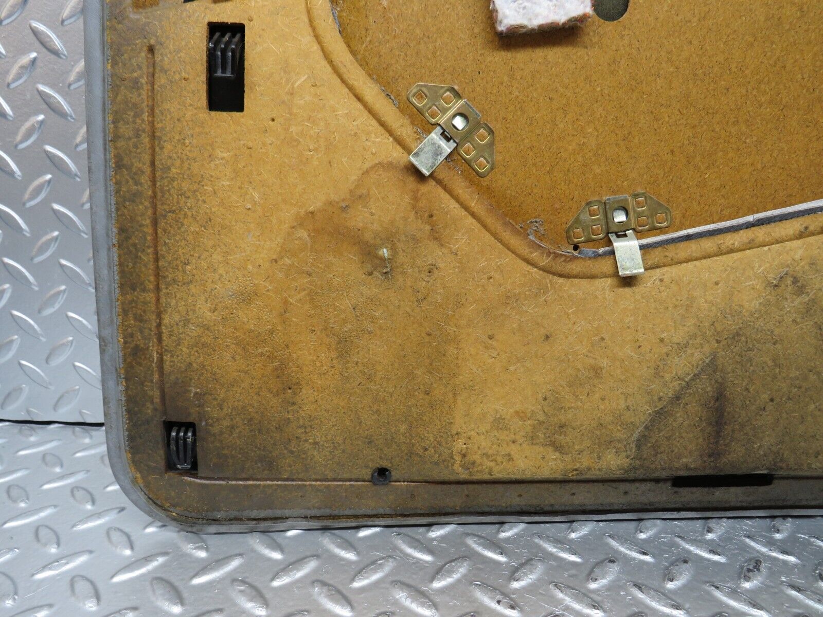 31179 Mercedes-Benz S124 220TE Wagon Front Left Door Card Grey