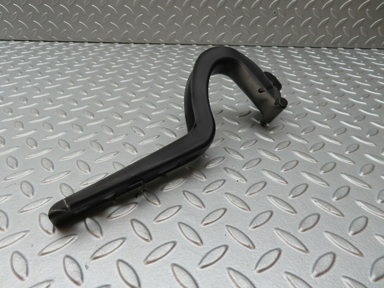 4240 Mercedes-Benz V123 240D LWB Trunk Lid Hinge Right Side 1237500287