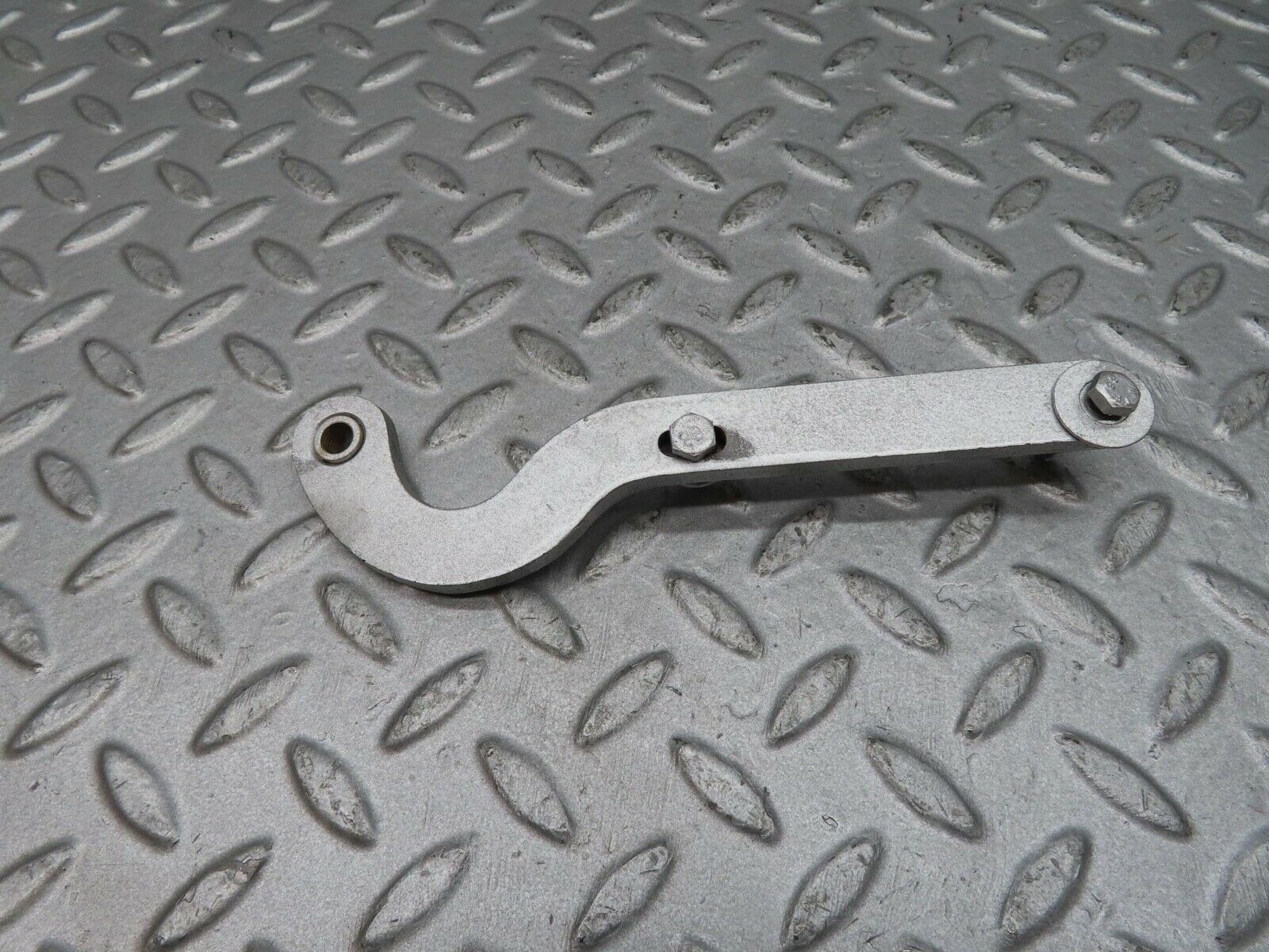 12289 Mercedes-Benz W108 280SE 3.5 Bonnet Hinge Support Right Side