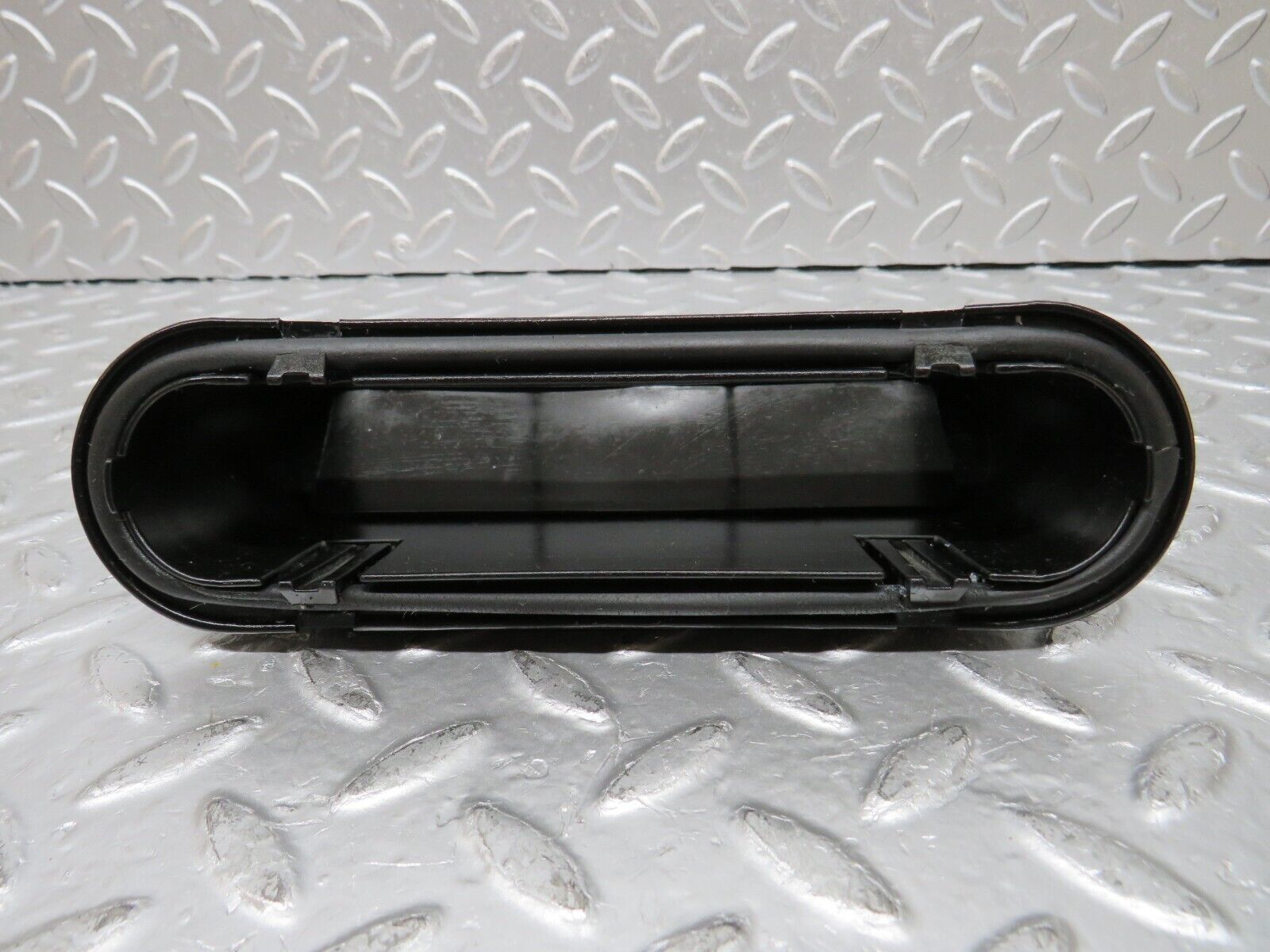 30622 Mercedes-Benz W201 190E 2.0L Trunk Breather Ventilation Valve 2018300242