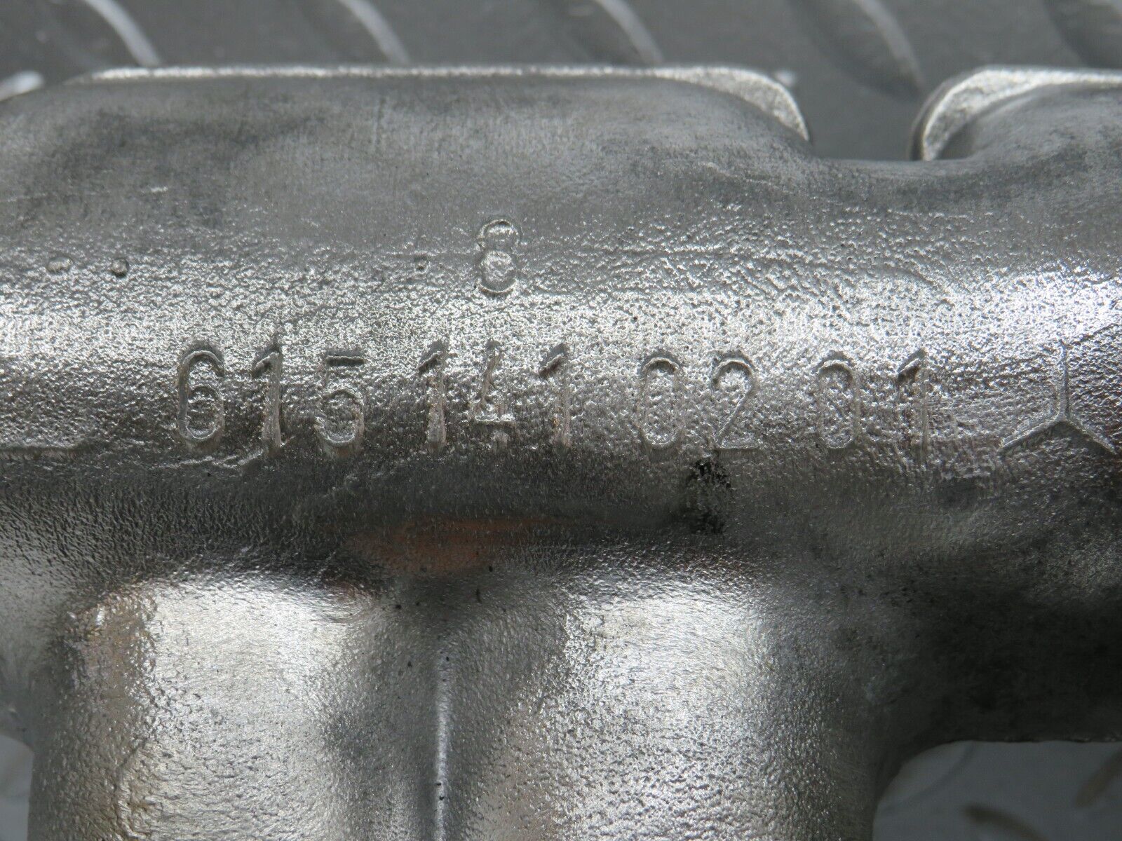 31142 Mercedes-Benz W123 200D Wagon Intake Manifold 6151410201