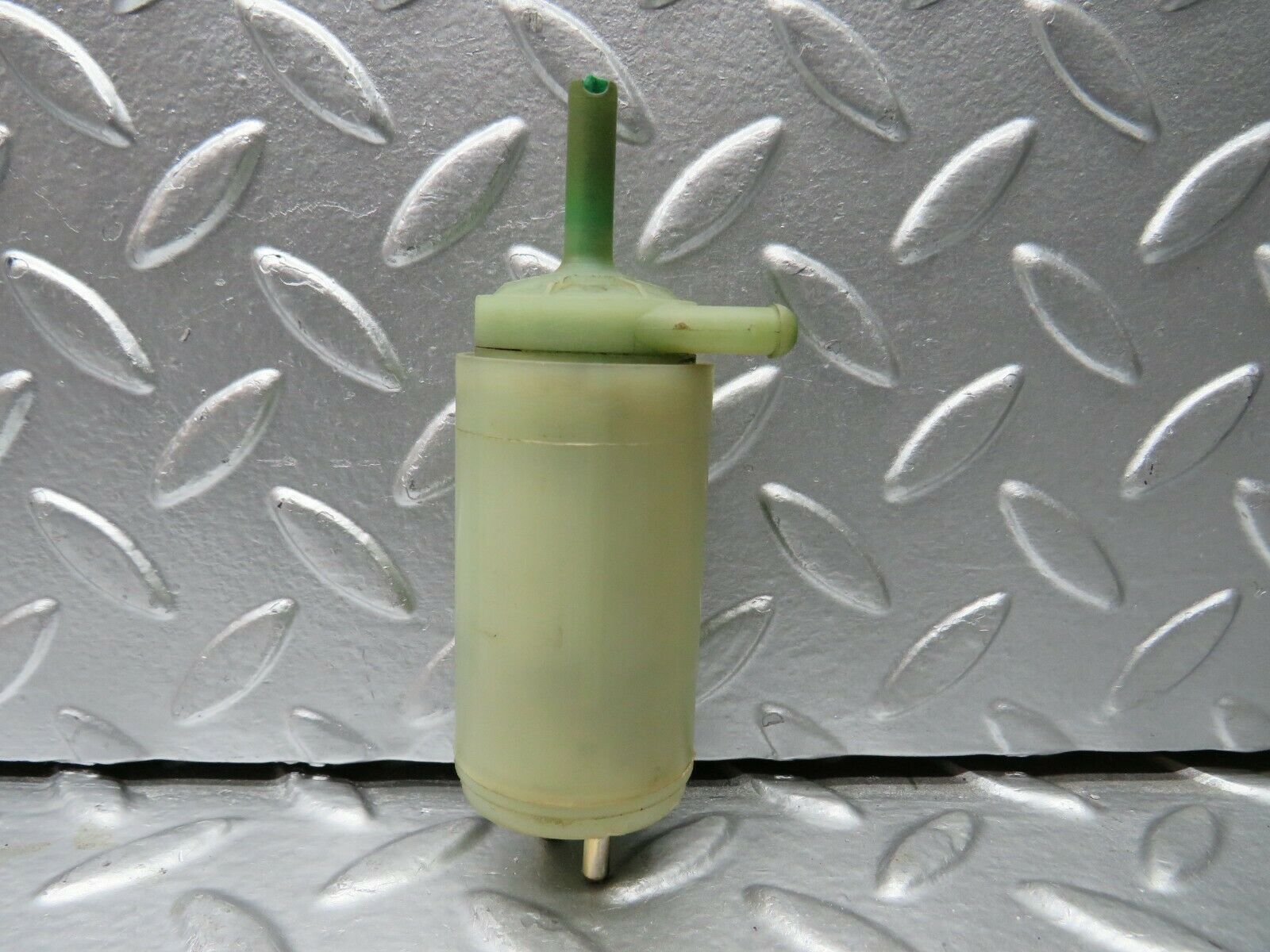 22984 Mercedes-Benz C123 230CE Coupe Windscreen Washer Pump