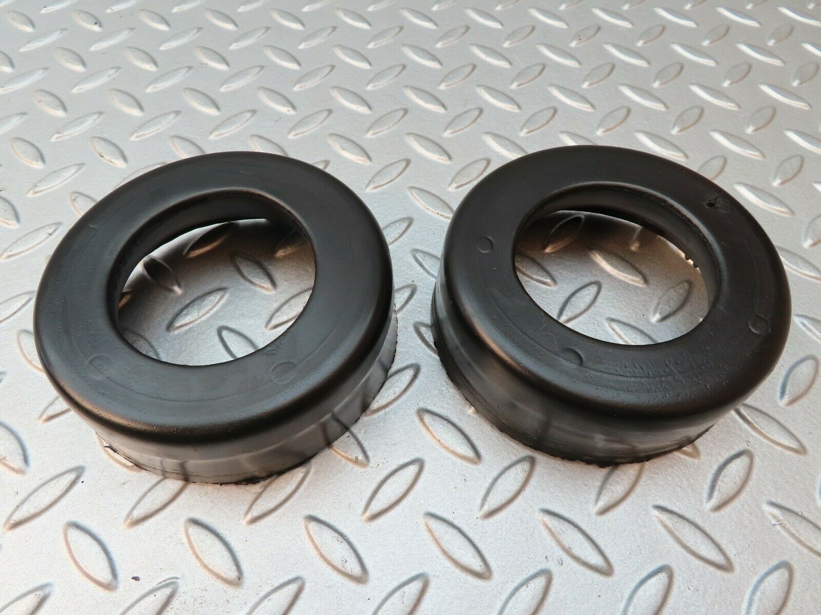 4219 Mercedes-Benz V123 240D LWB Front Rubber Buffer Suspension 1233211584