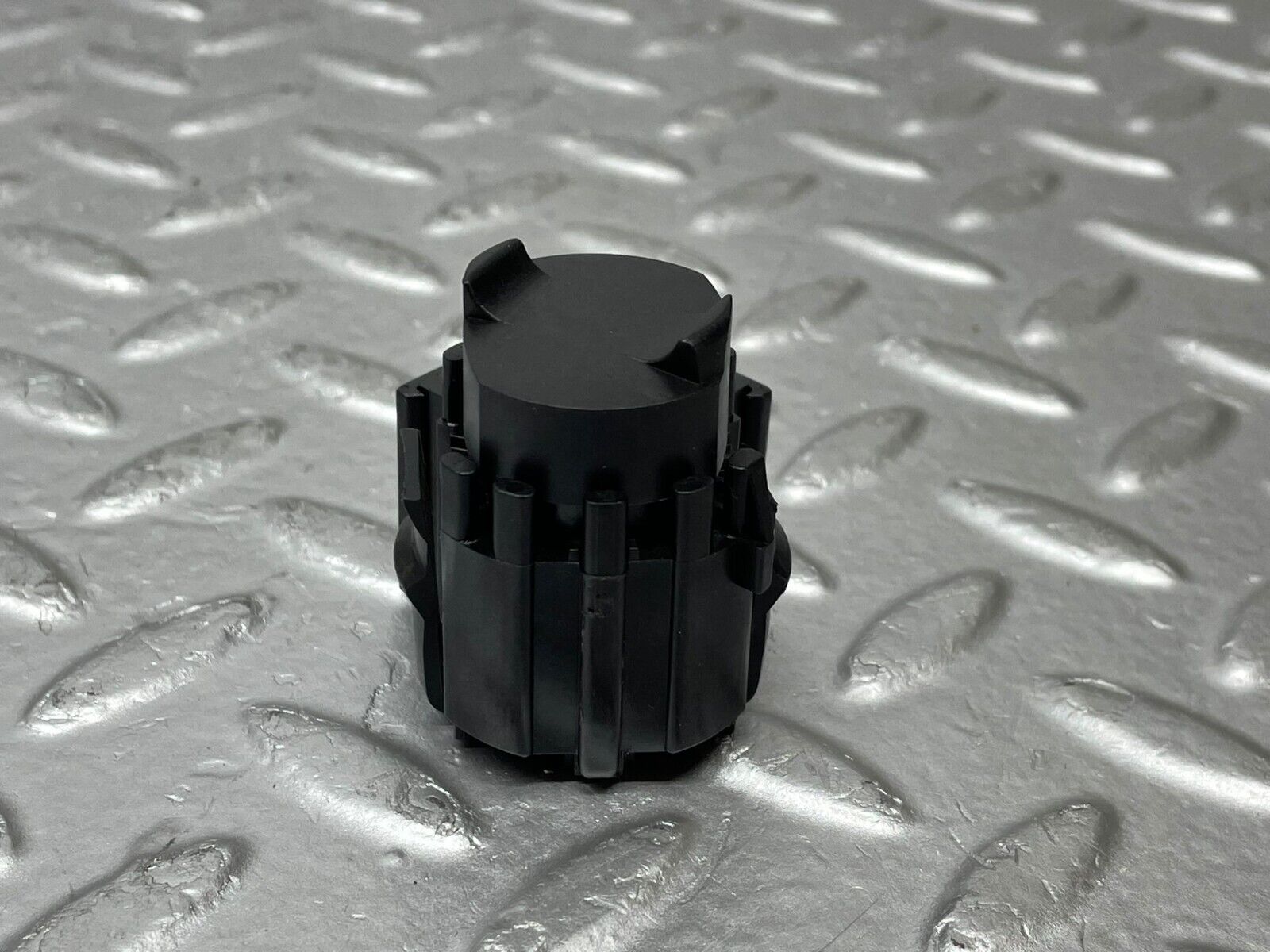 37841 Mercedes-Benz A124 320E Cabriolet Kick Down Switch 0025452214