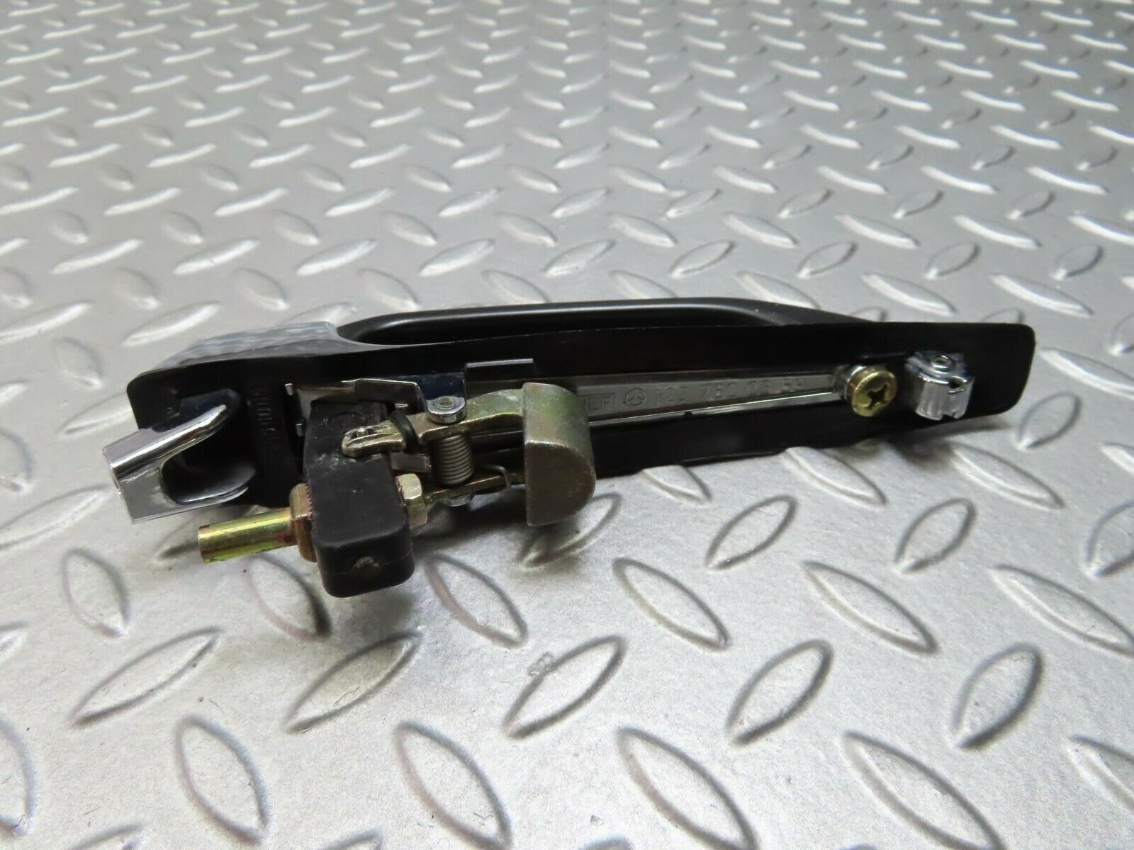 8237 Mercedes-Benz W123 Exterior Chrome Door Handle Rear Right 1237600359