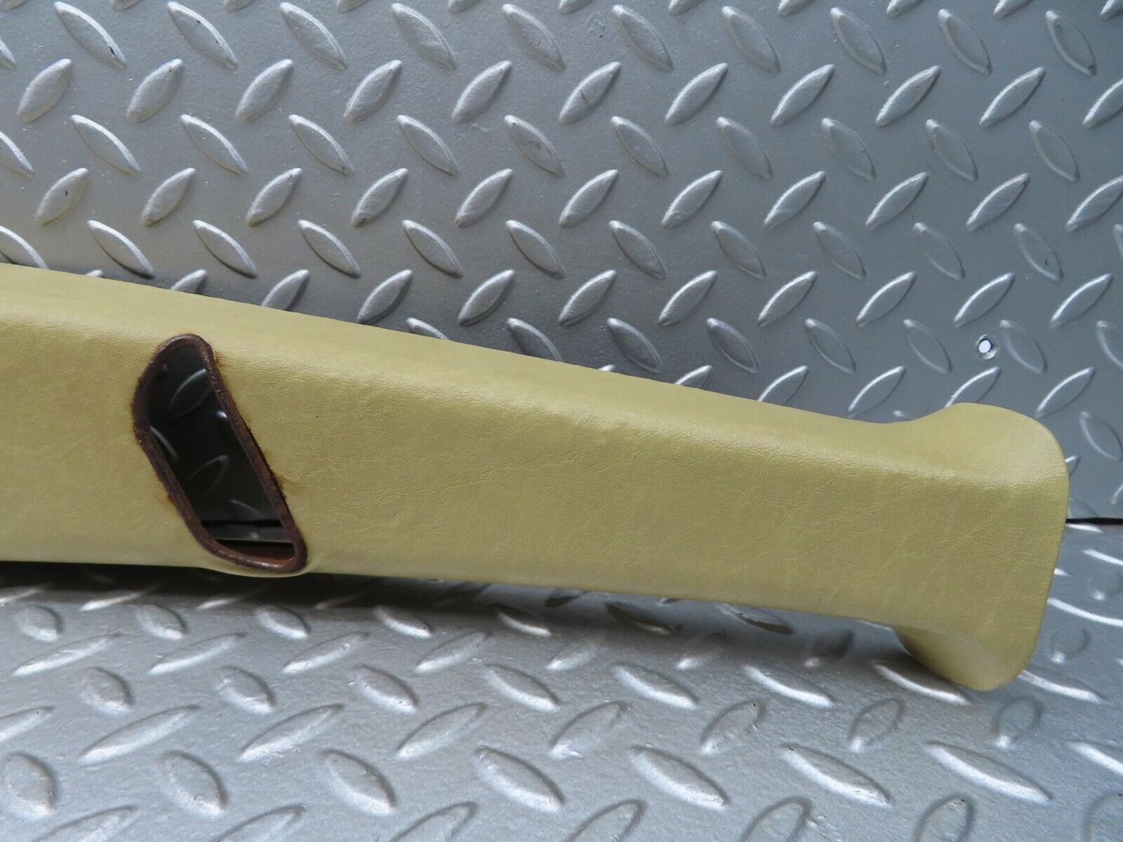 13479 Mercedes-Benz W123 200 B Pillar Cover Left Side Cream