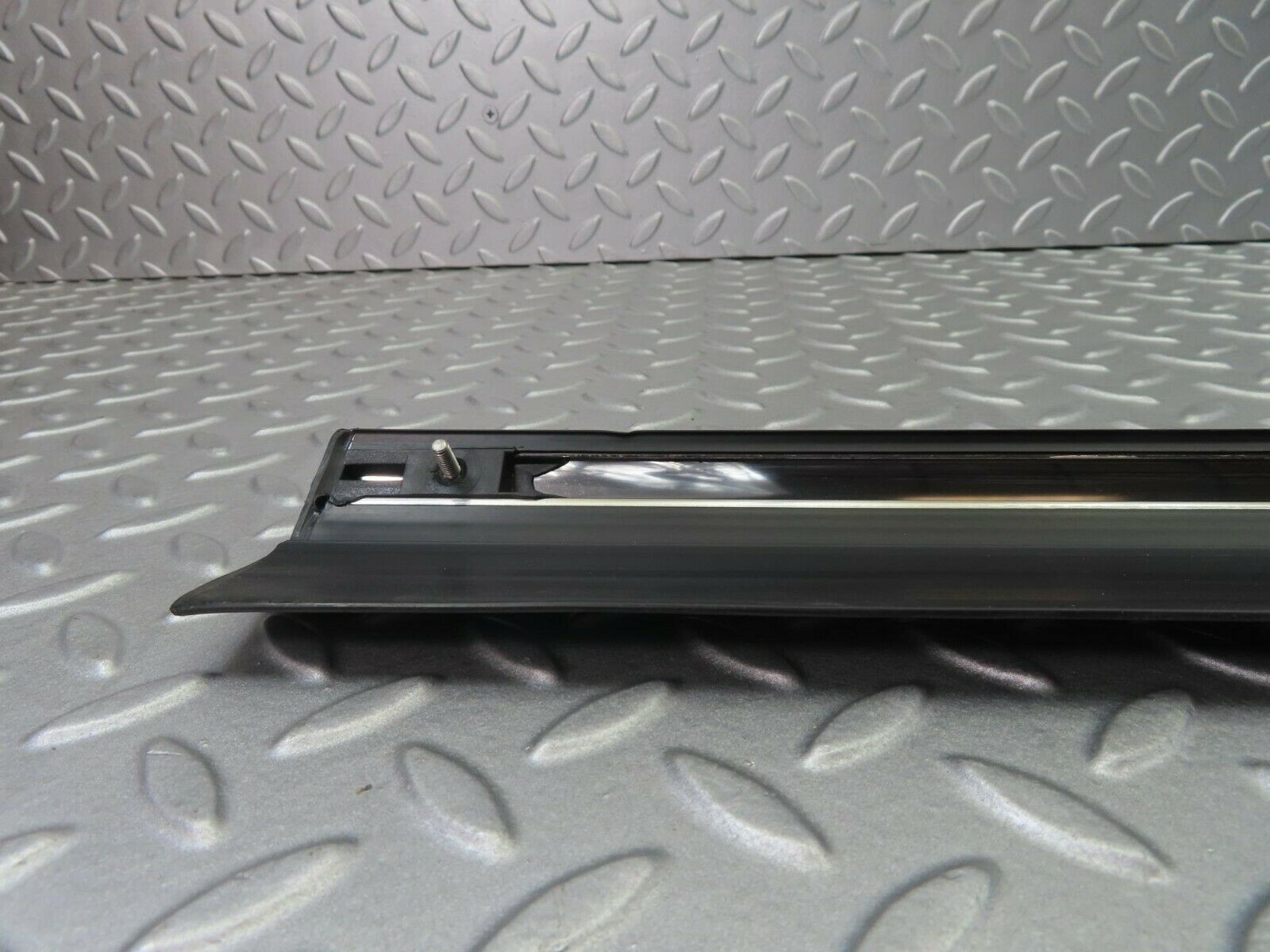 8476 Mercedes-Benz W123 Front Left Door Lower Trim New 1236903380