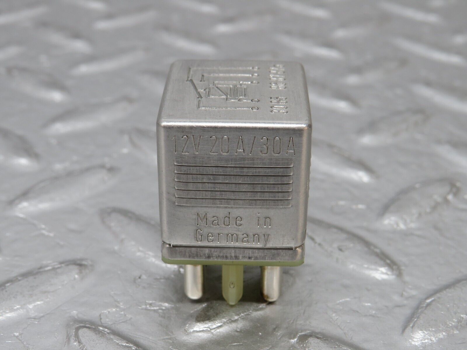 32405 Mercedes-Benz S124 300TE Wagon Multi Purpose Relay 0015420219