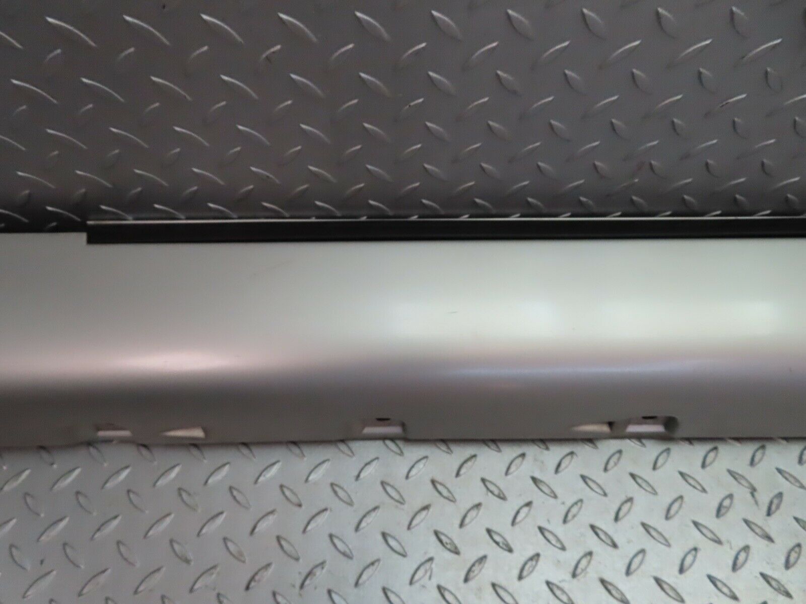 19749 Mercedes-Benz C140 CL420 Coupe Side Skirt Right Side Silver 1406901640