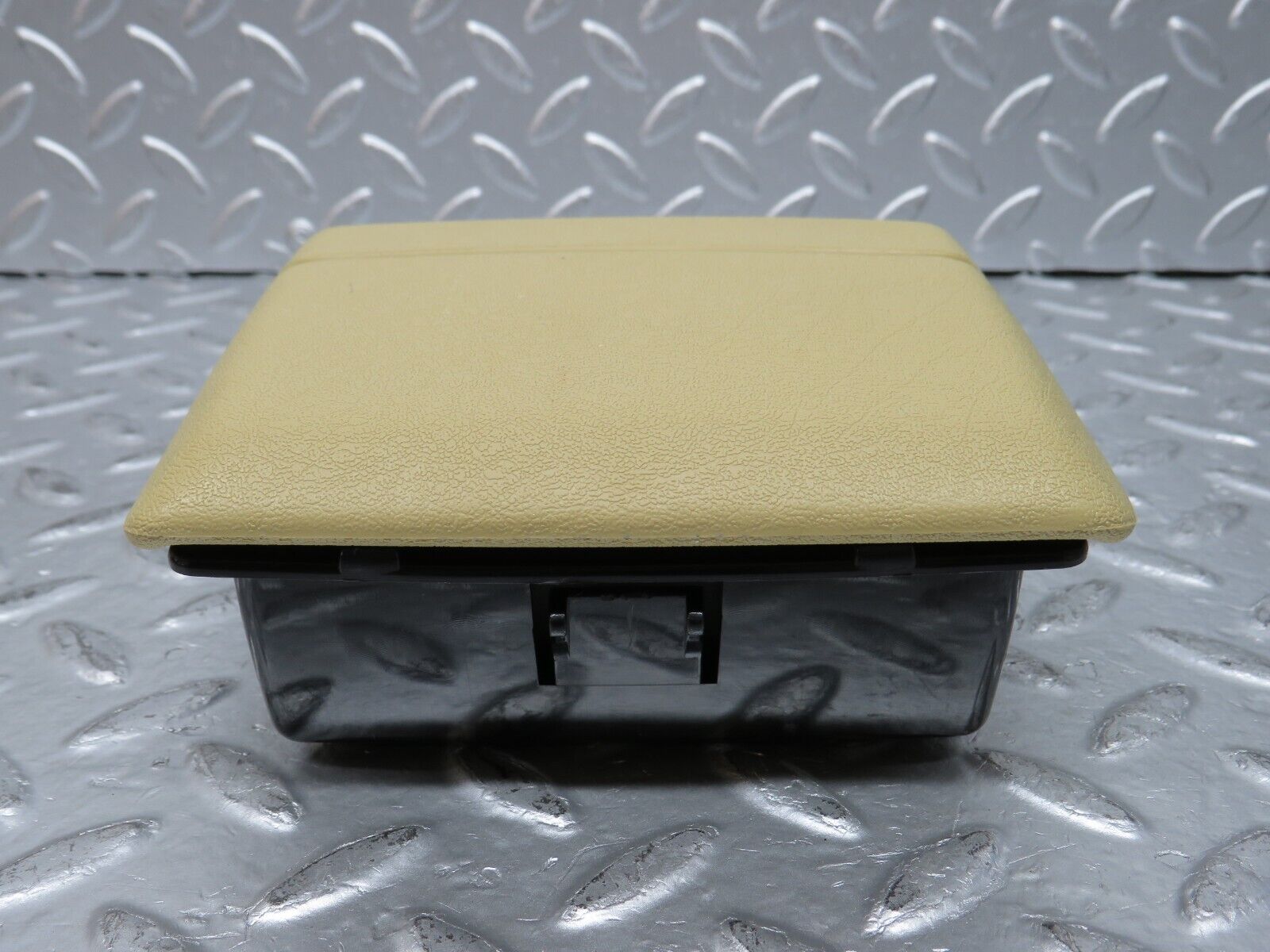 29694 Mercedes-Benz W123 230E Rear Door Ashtray