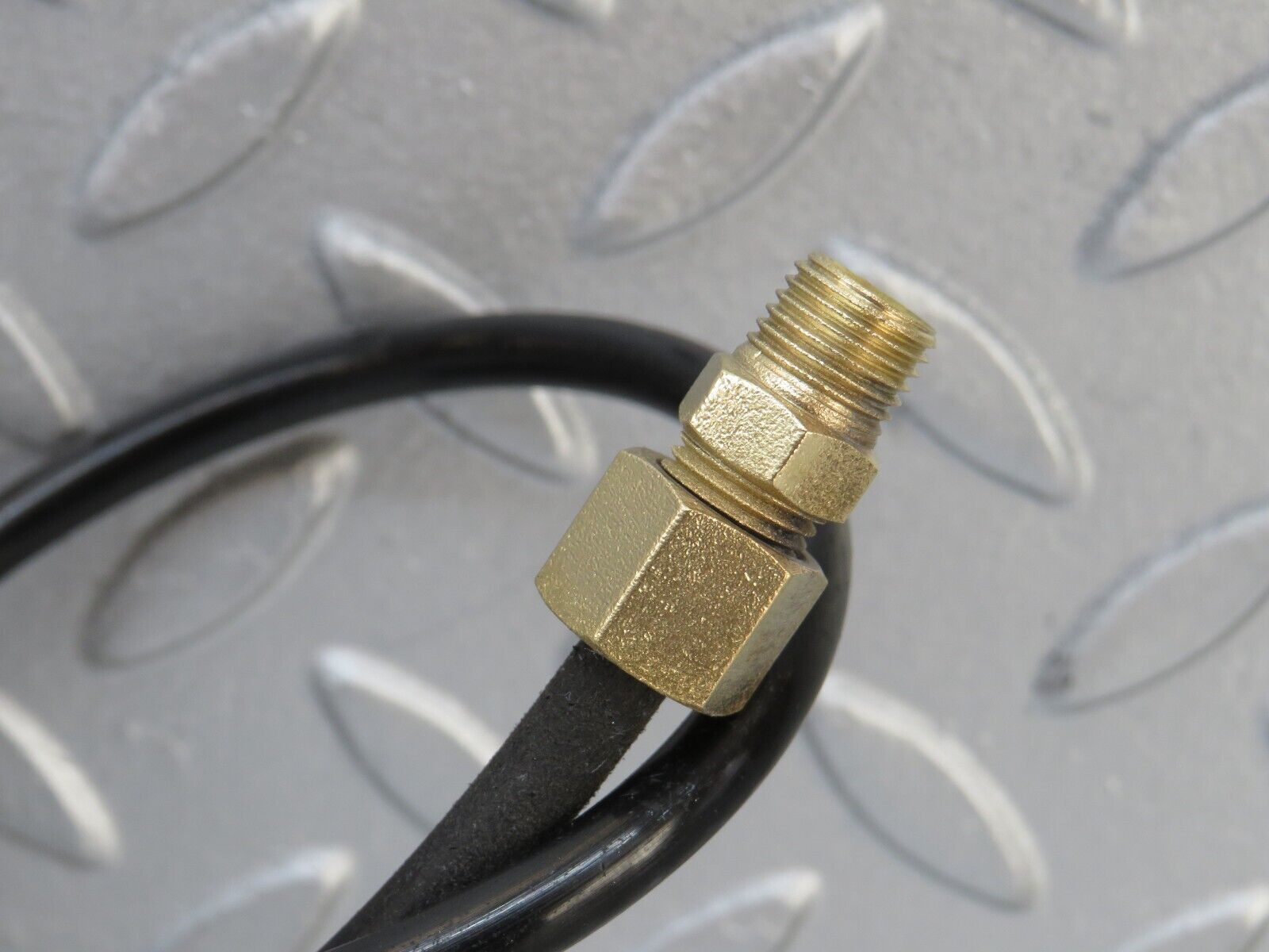 35932 Mercedes-Benz 240D OM616.912 Oil Filter Housing Lid Cover 6151840108