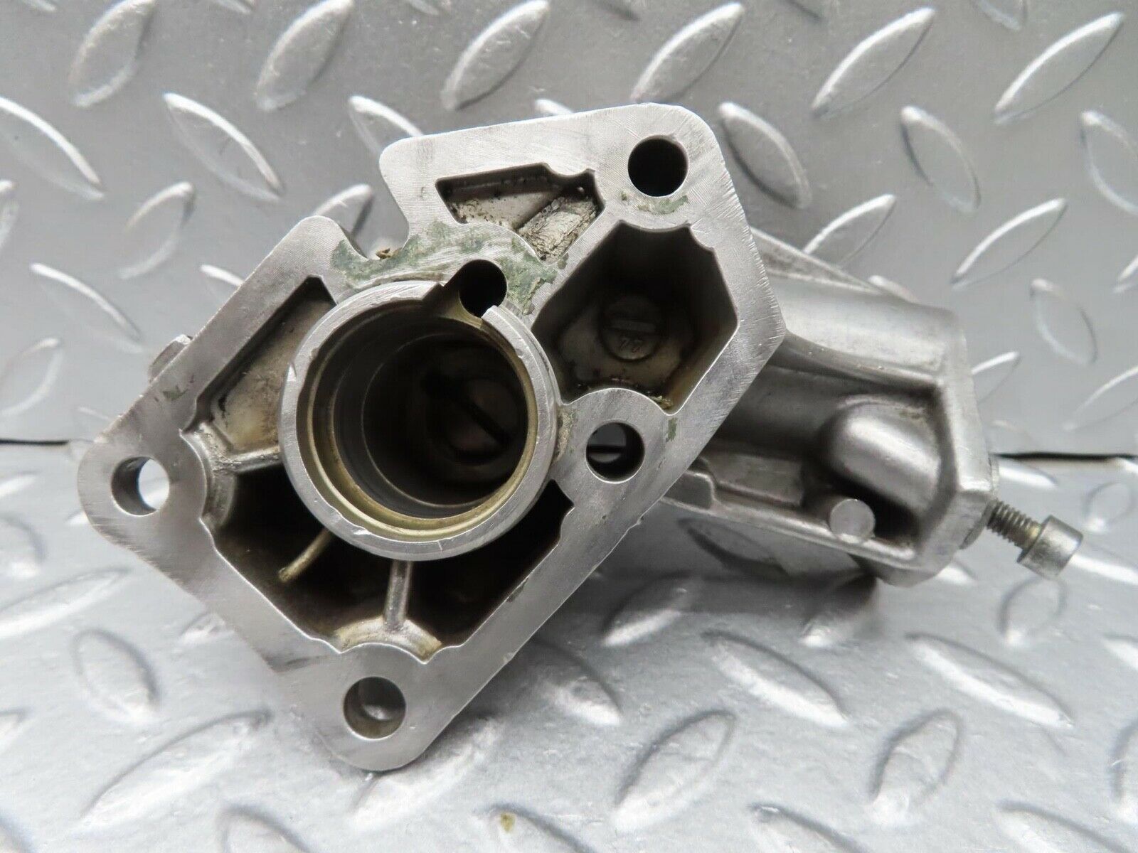 14045 Mercedes-Benz C107 280SLC Ignition Distributor Housing 1101580515