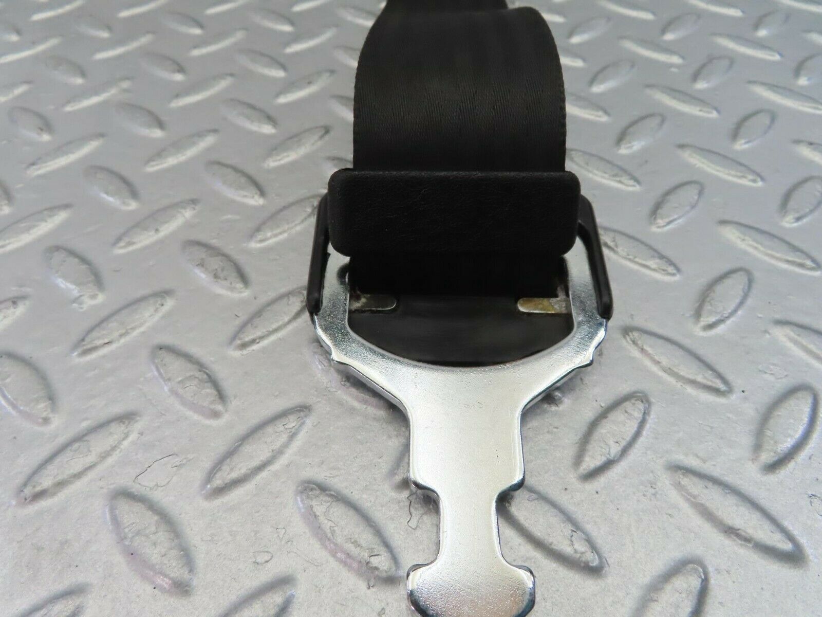 9972 Mercedes-Benz C123 230CE Coupe Rear Seat Belt Set With Buckles 1238607885