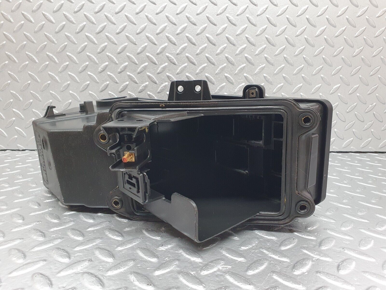 41580 Mercedes-Benz W124 200E Fuse Box 1245401150 1245400182 1245400282