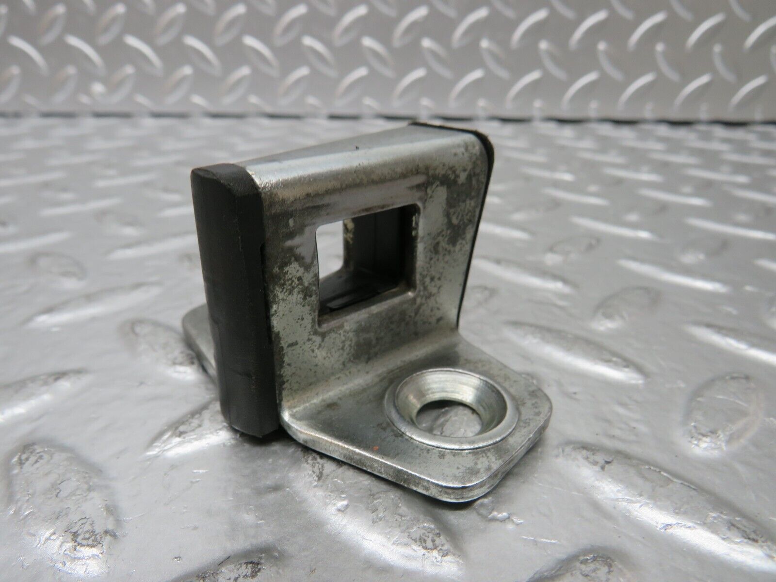 25187 Mercedes-Benz W201 190D Door Lock Latch