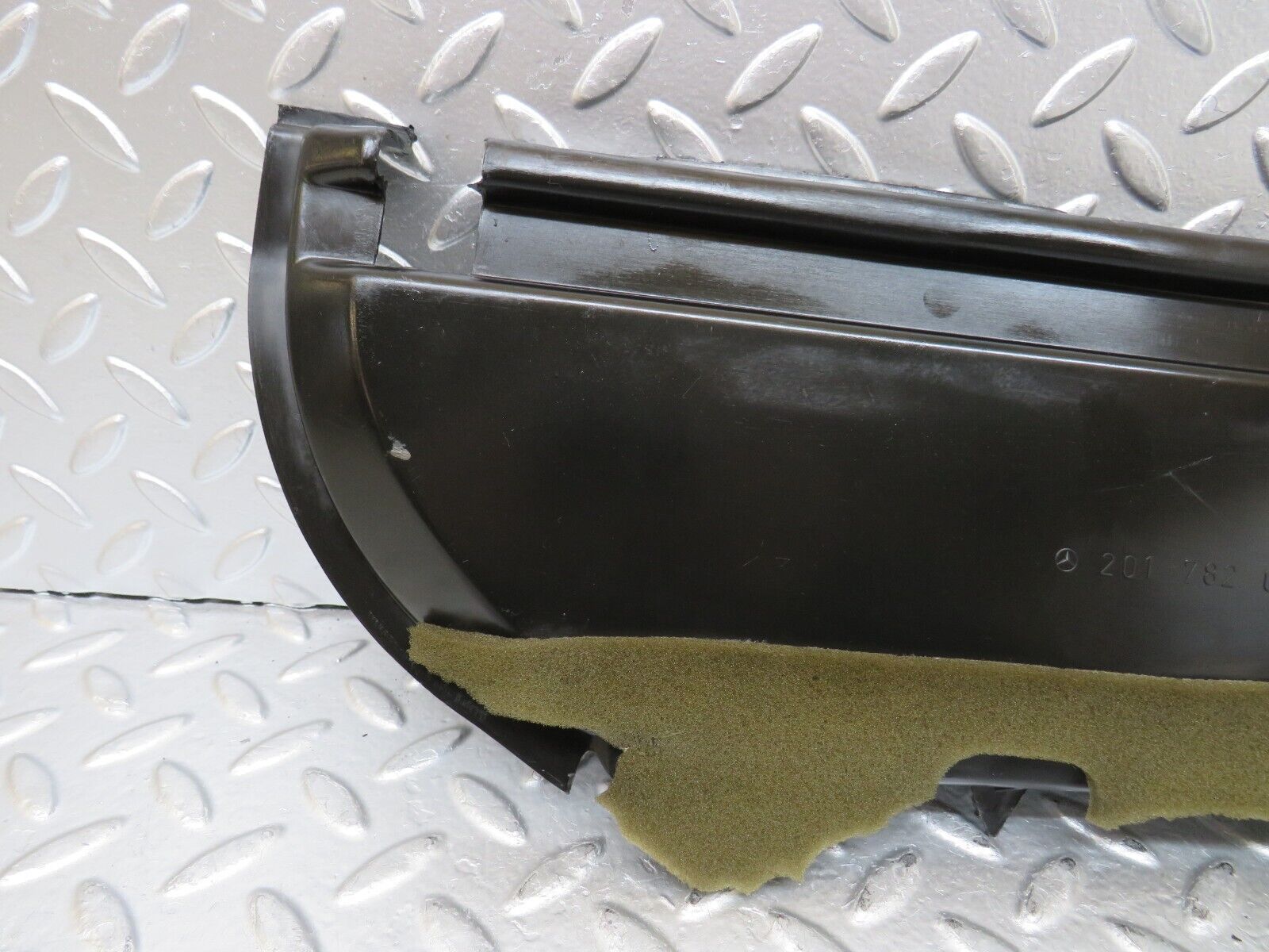 25152 Mercedes-Benz W201 190E Sunroof Cable Slide Cover 2017820156