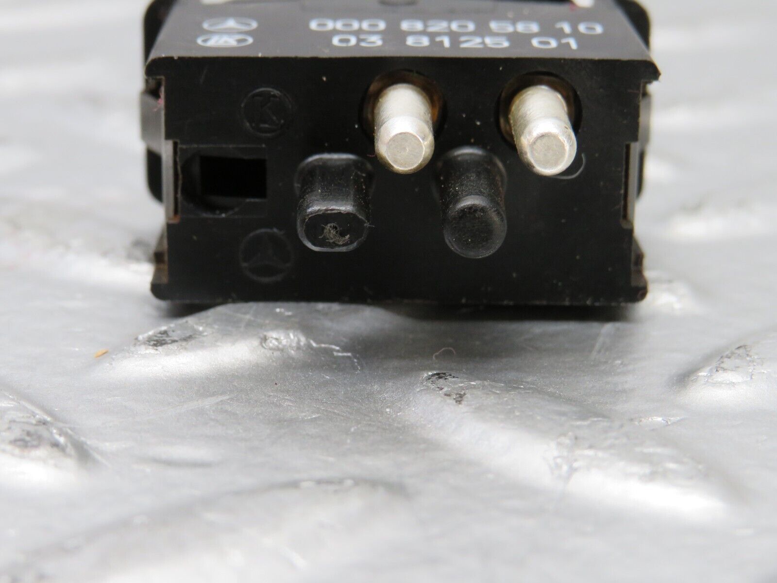 25344 Mercedes-Benz W201 190D Interior Dome Light Switch 0008205810