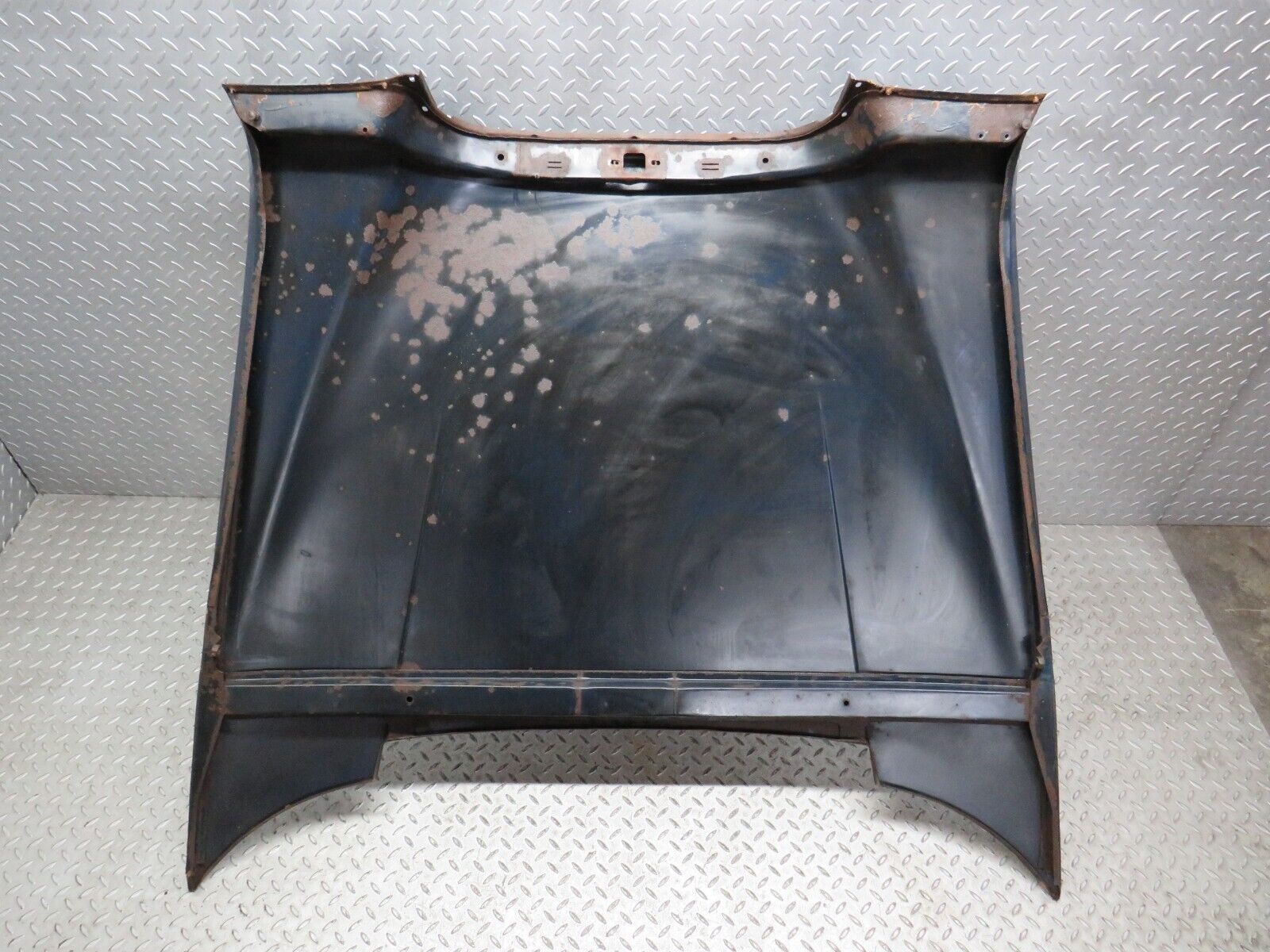 40522 Mercedes-Benz W110 230 Bonnet