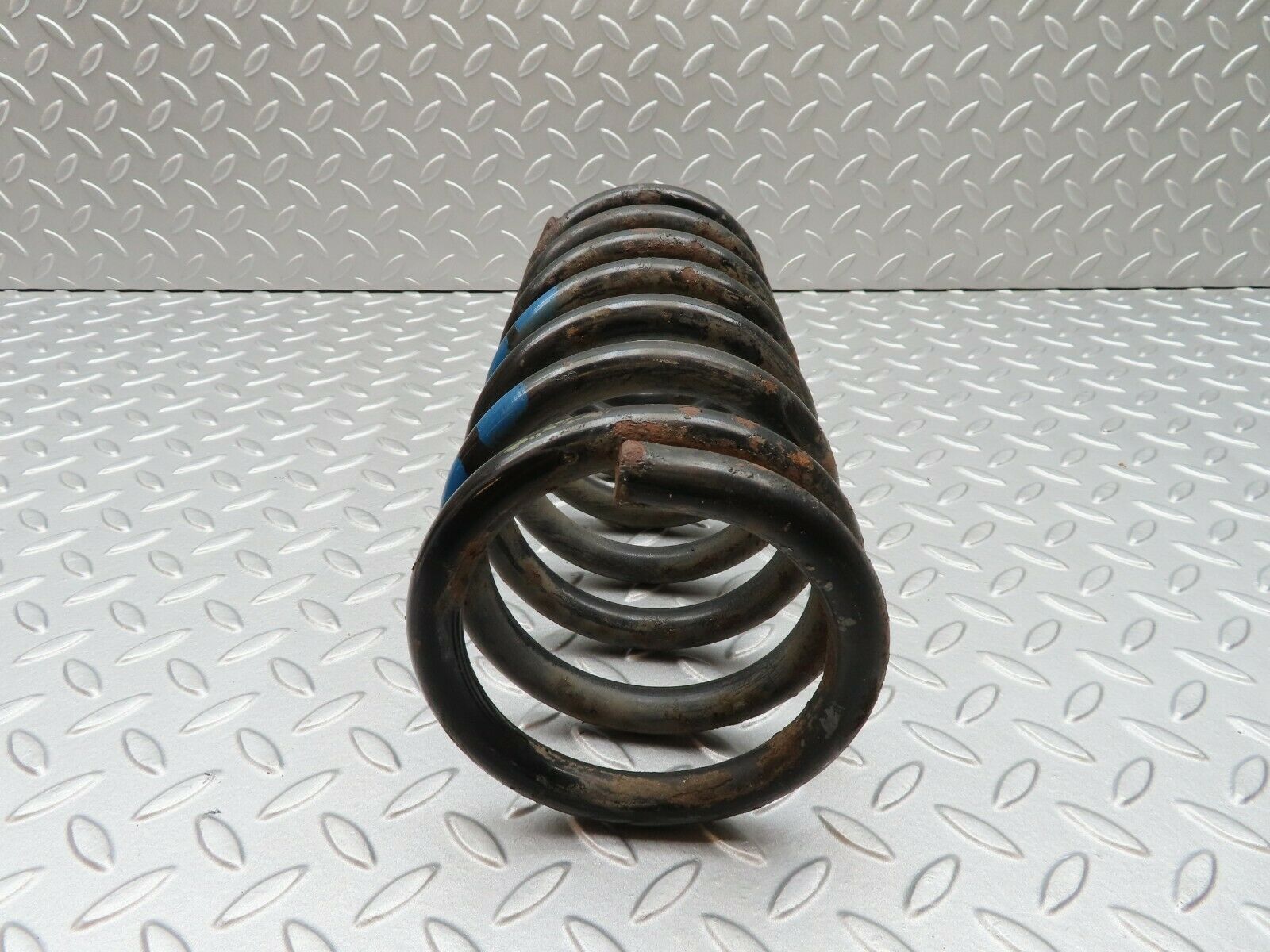 3677 Mercedes-Benz W108 280SE Rear Coil Spring