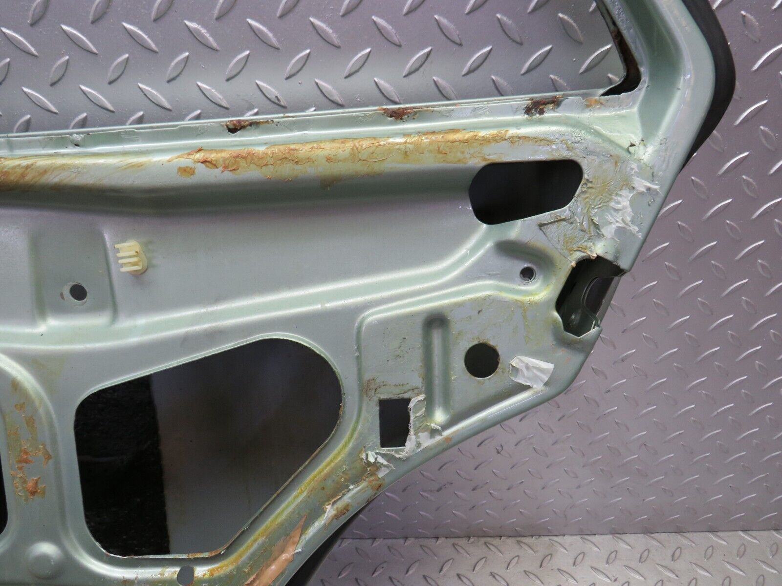 34241 Mercedes-Benz W124 260E Rear Right Door