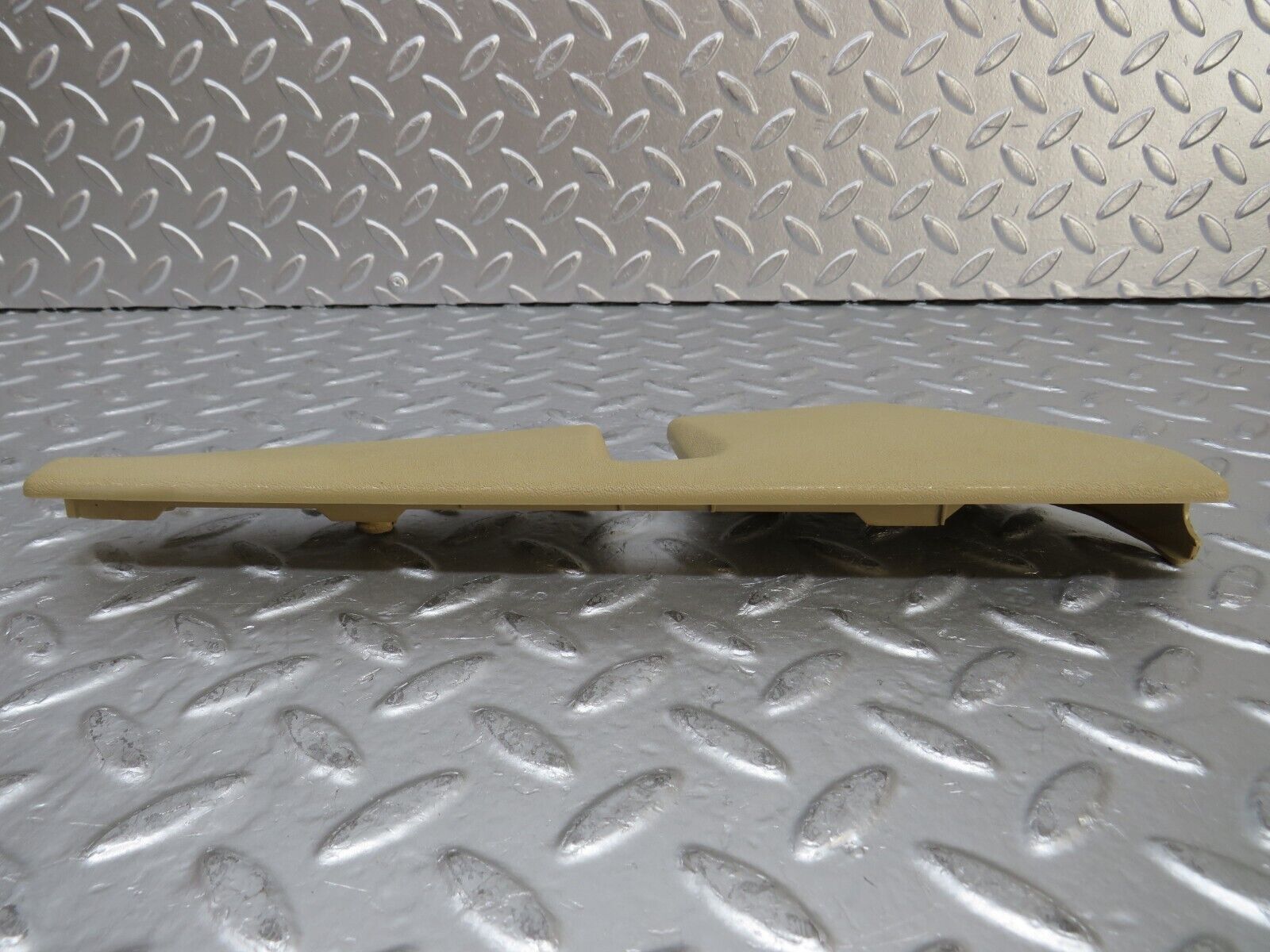 26704 Mercedes-Benz C124 220CE Coupe Front Right Seat Cover Beige 1249190220