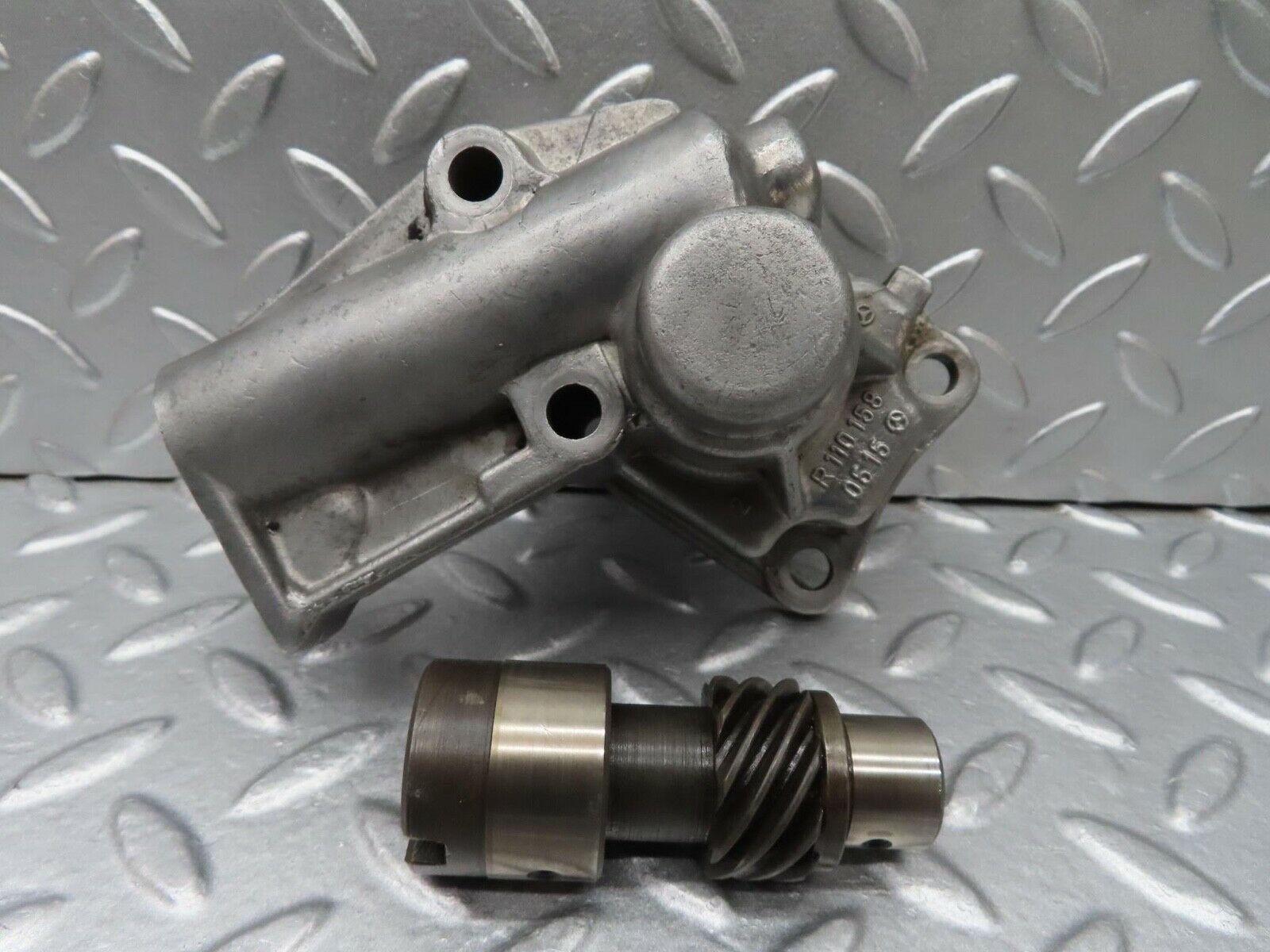 14045 Mercedes-Benz C107 280SLC Ignition Distributor Housing 1101580515