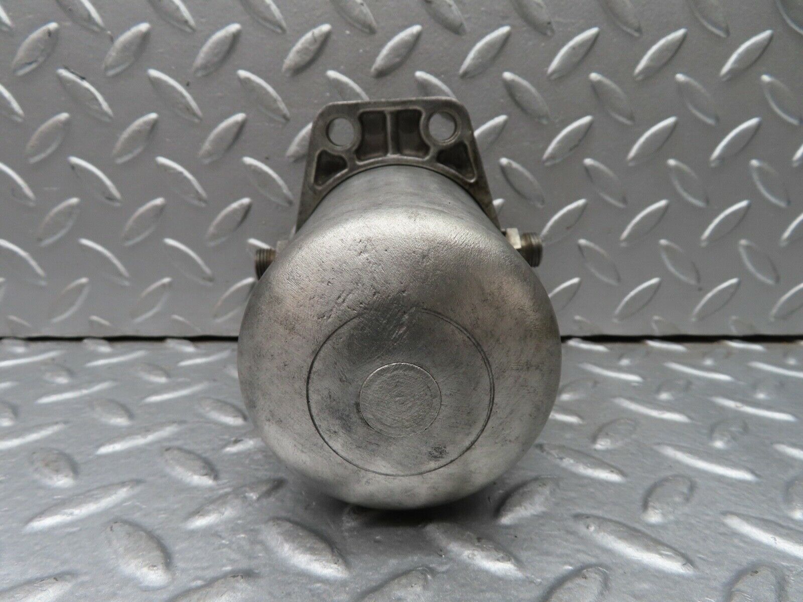 18289 Mercedes-Benz W111 220SE Coupe Fuel Filter Housing