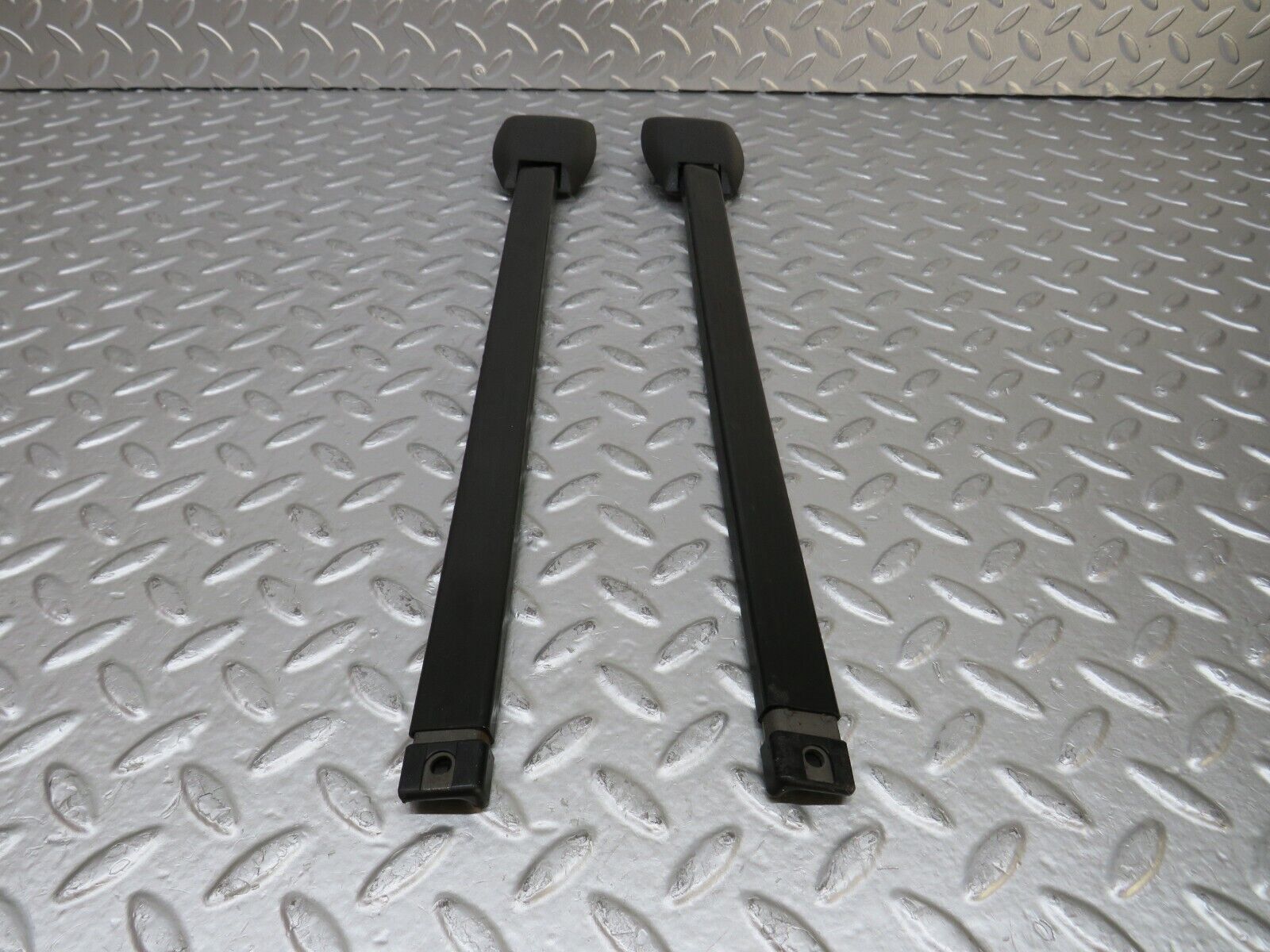26685 Mercedes-Benz C124 220CE Seat Belt Runner With Cover Pair 1249193520