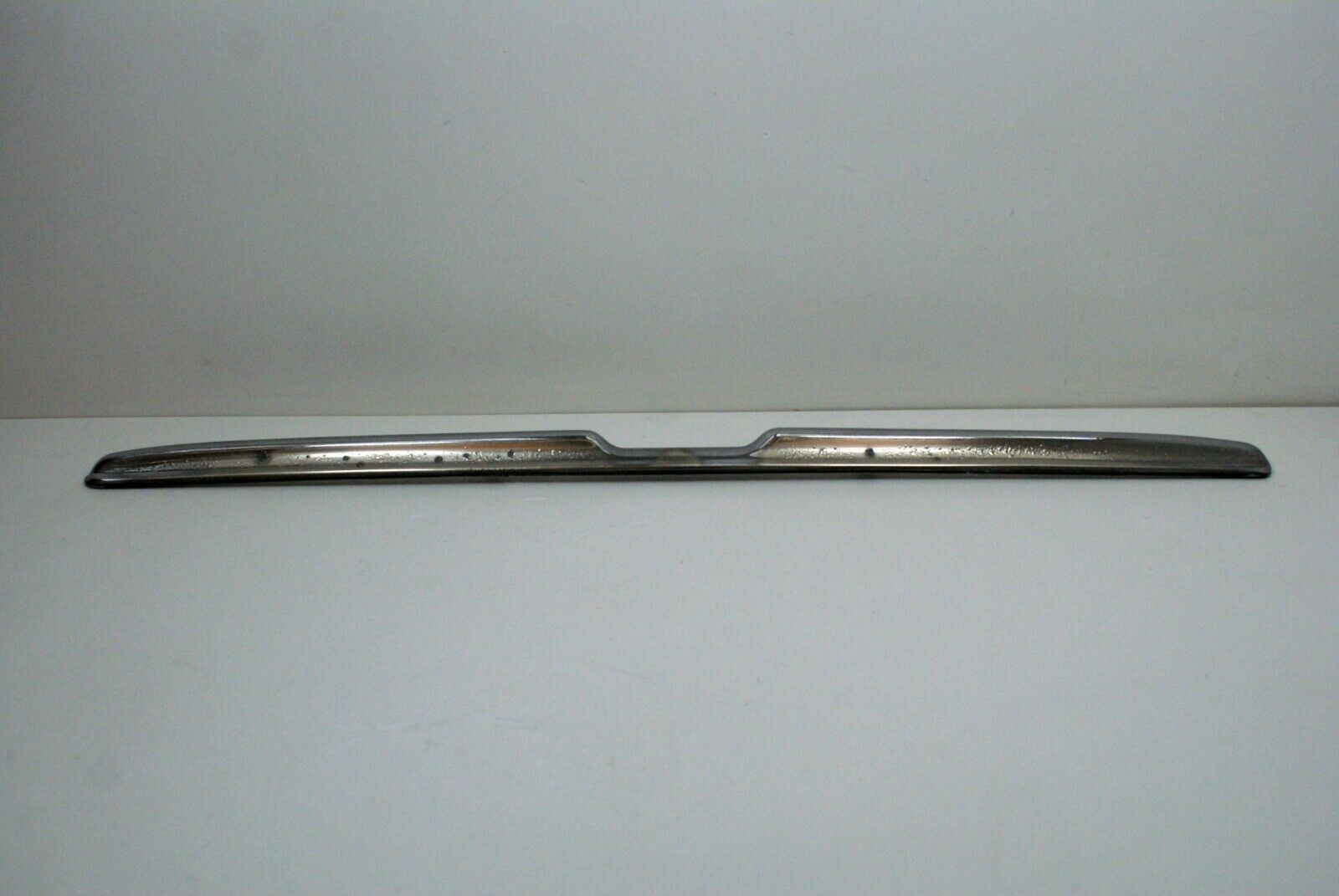 2094 Mercedes-Benz W116 350SE Boot Trunk Handle Bar Chrome 1167580102