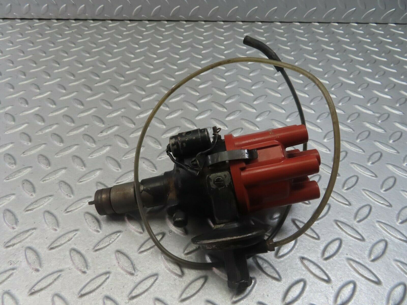 8288 Mercedes-Benz W120 Ponton Ignition Distributor VJUR 4BR 27T