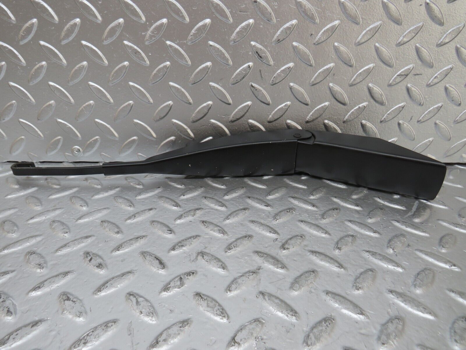 25968 Mercedes-Benz W124 280E Wiper Arm